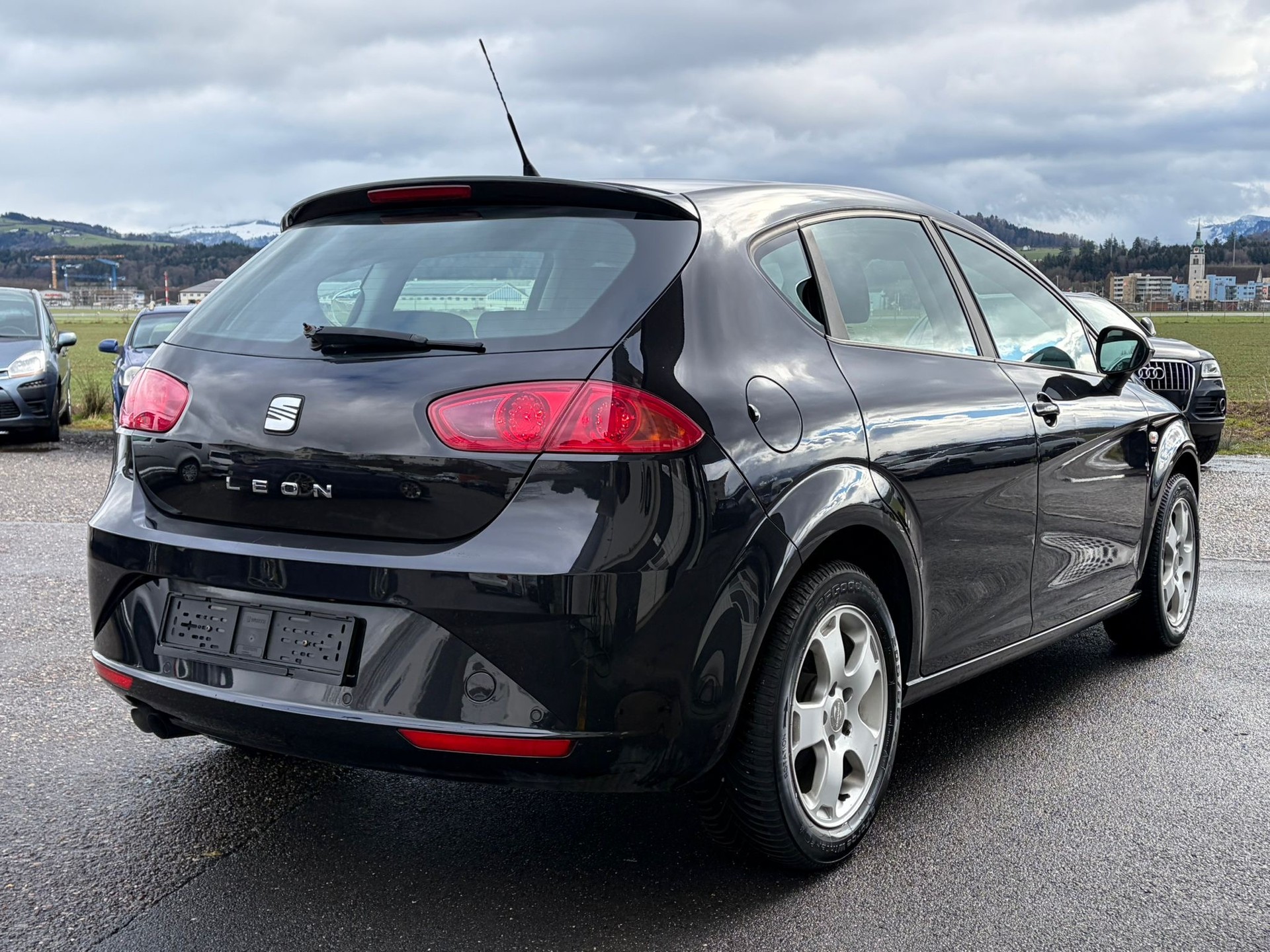 SEAT Leon 1.8 TSI Style DSG-image-1