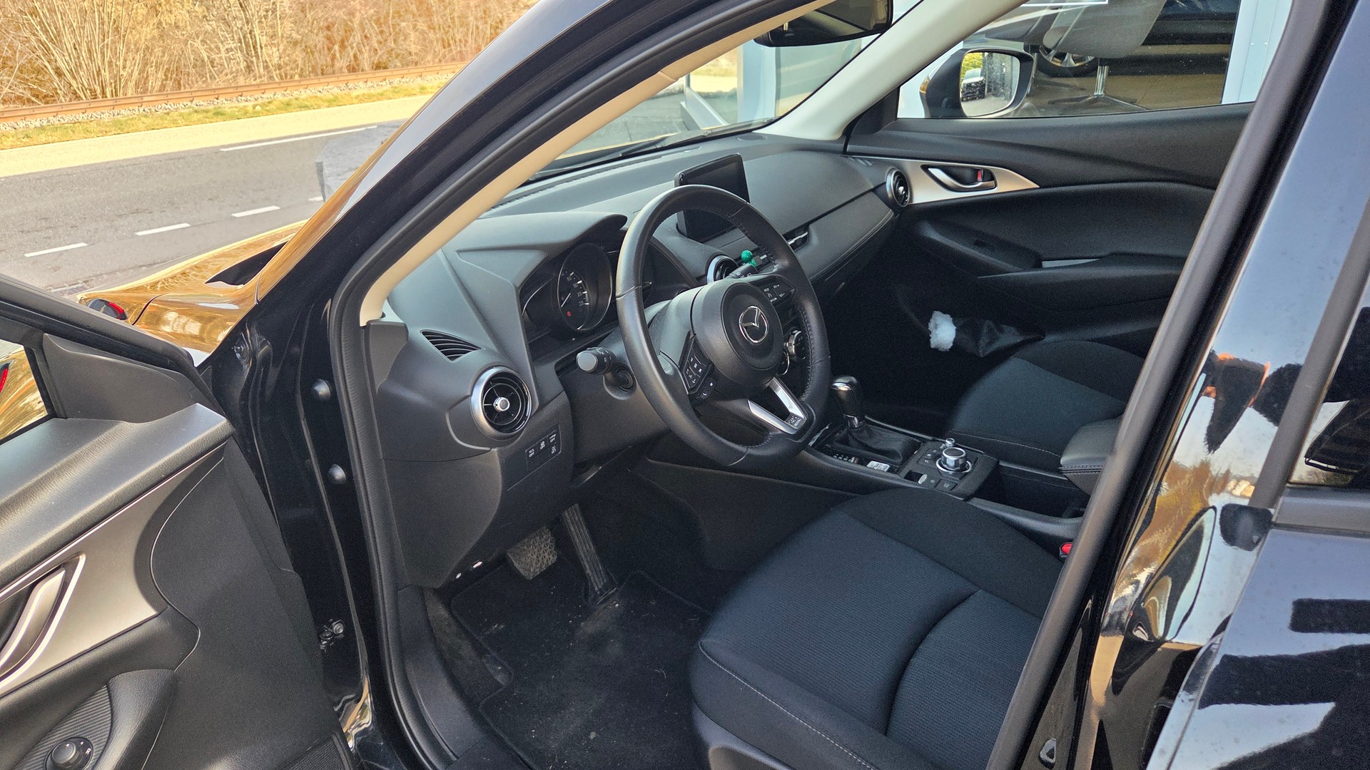 MAZDA CX-3 SKYACTIV-G 121 Ambition Plus FWD Automat-image-8