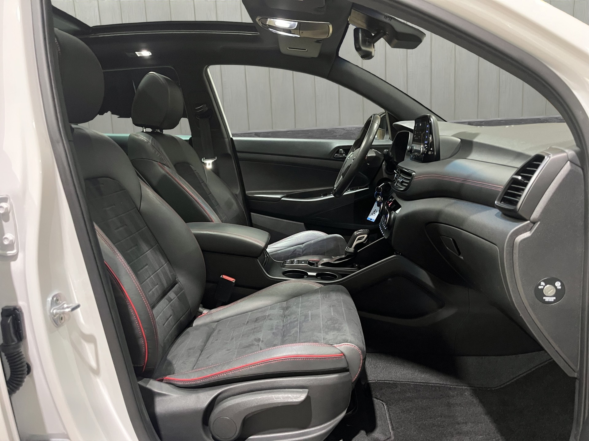 HYUNDAI Tucson 2.0 CRDI N-Line Mild Hybrid 4WD Automatic-image-12