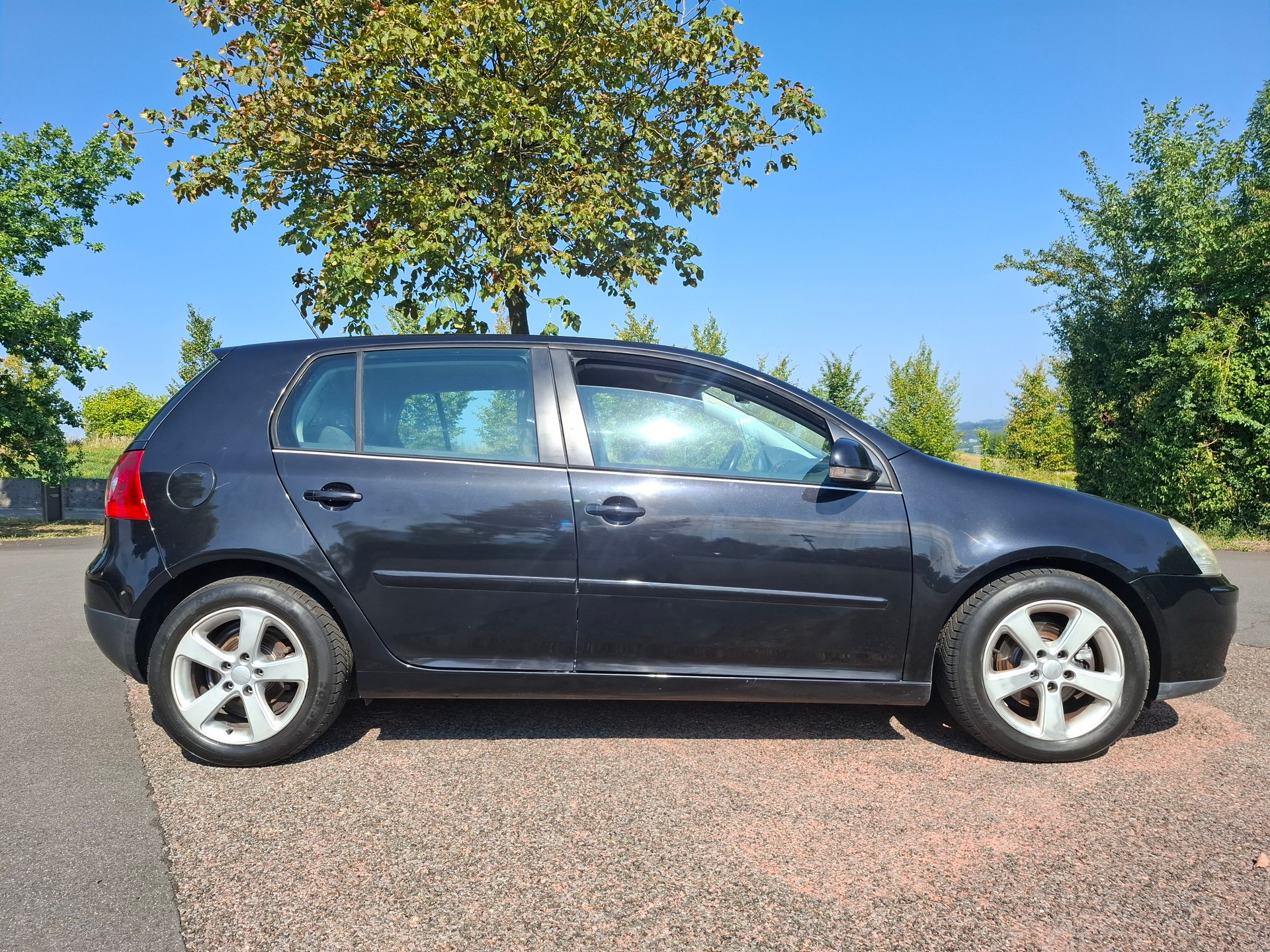 VW Golf 1.6 Trendline-image-3