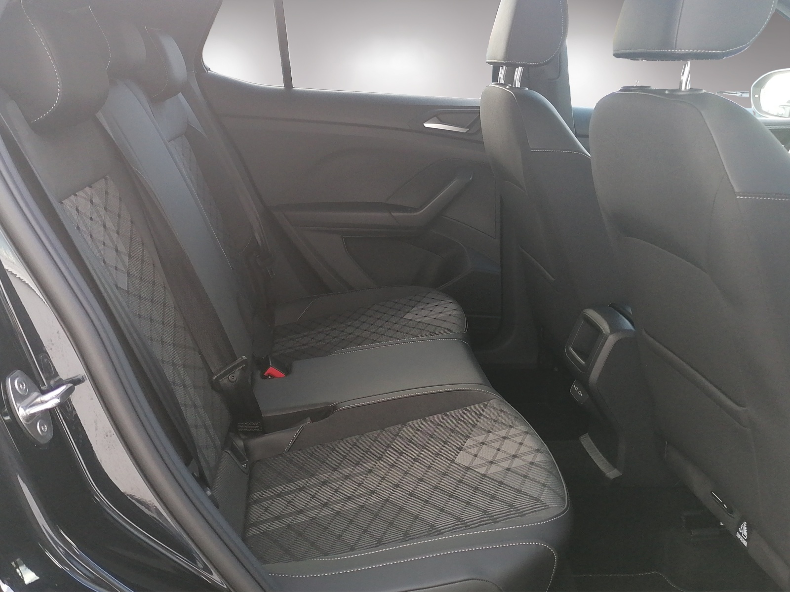 VW T-Cross 1.5 TSI R-Line DSG-image-6