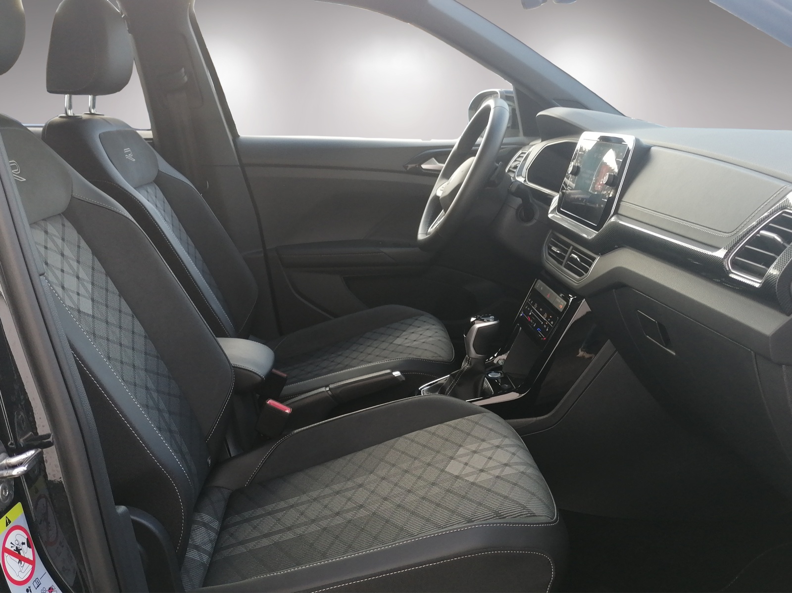 VW T-Cross 1.5 TSI R-Line DSG-image-5