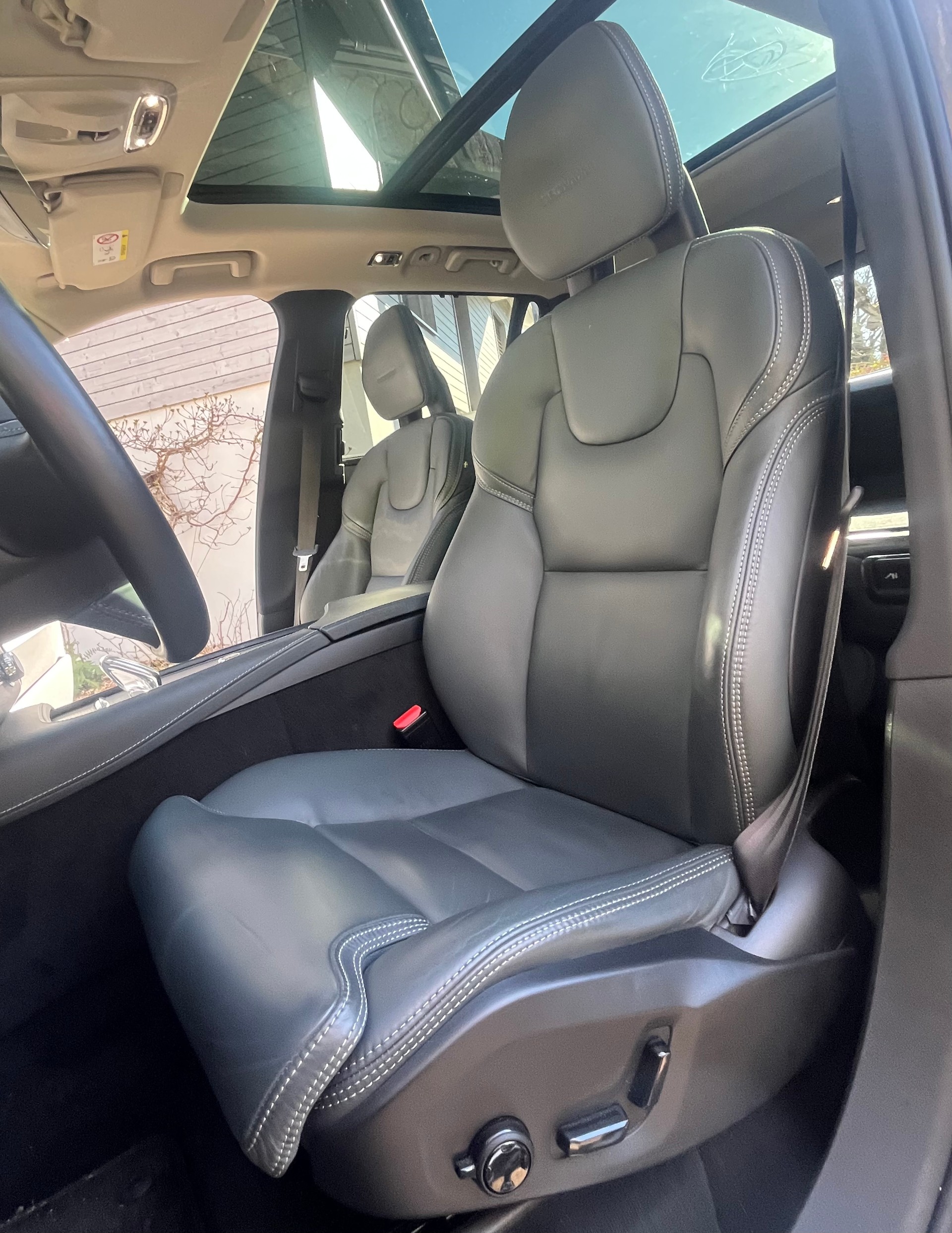 VOLVO XC90 B5 Diesel Mild Hybrid AWD Inscription Geartronic-image-3