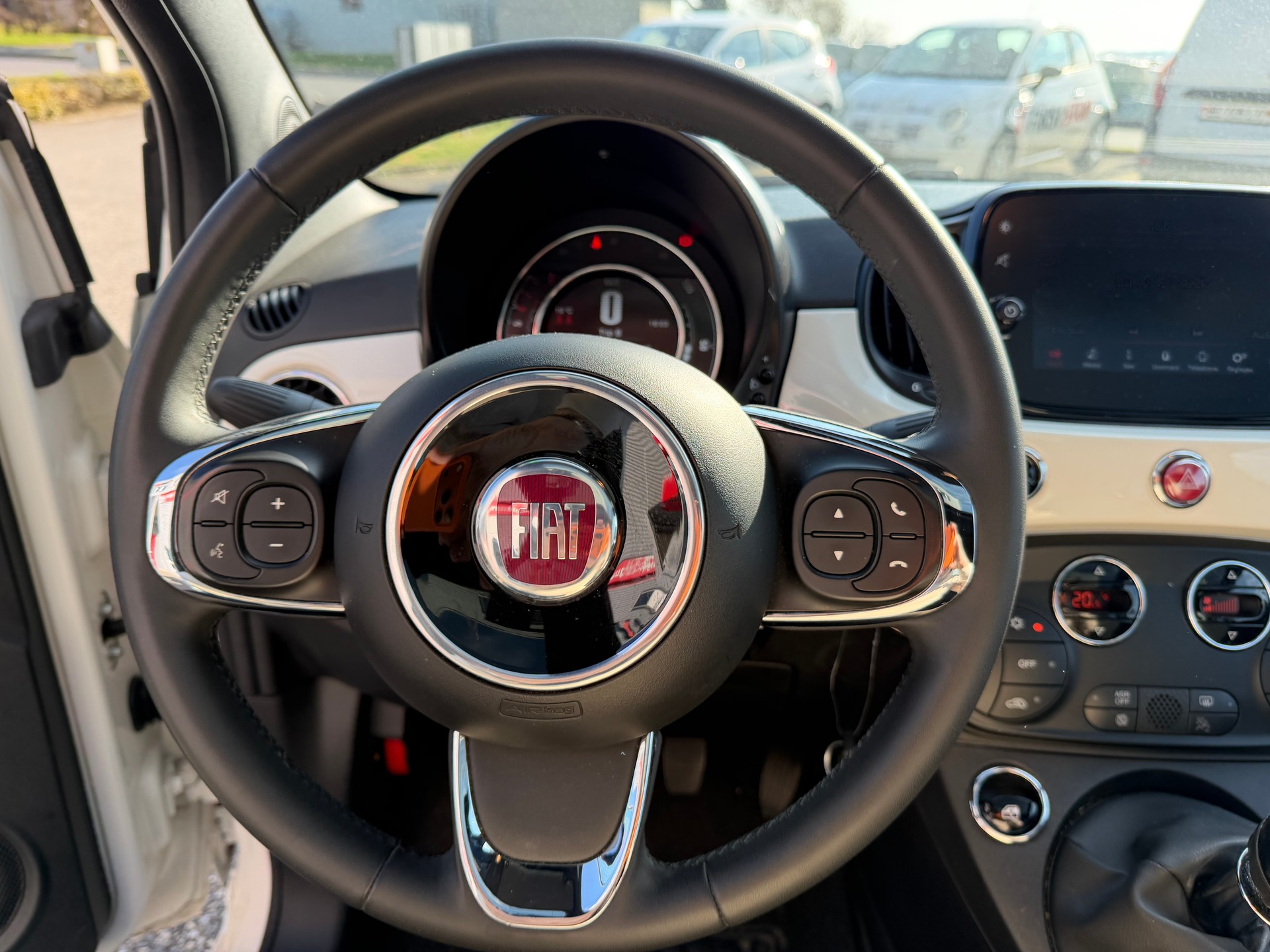 FIAT 500 1.0 N3 MildHybrid Swiss Edition-image-9