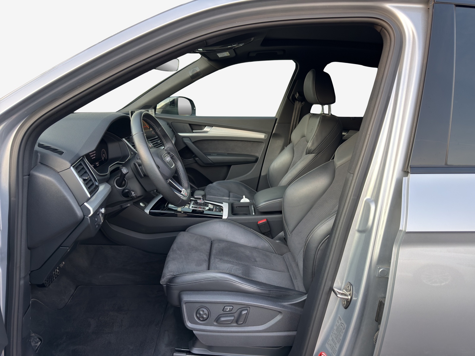 AUDI Q5 Sportback 50 TFSI e PHEV S line quattro S-tronic-image-8