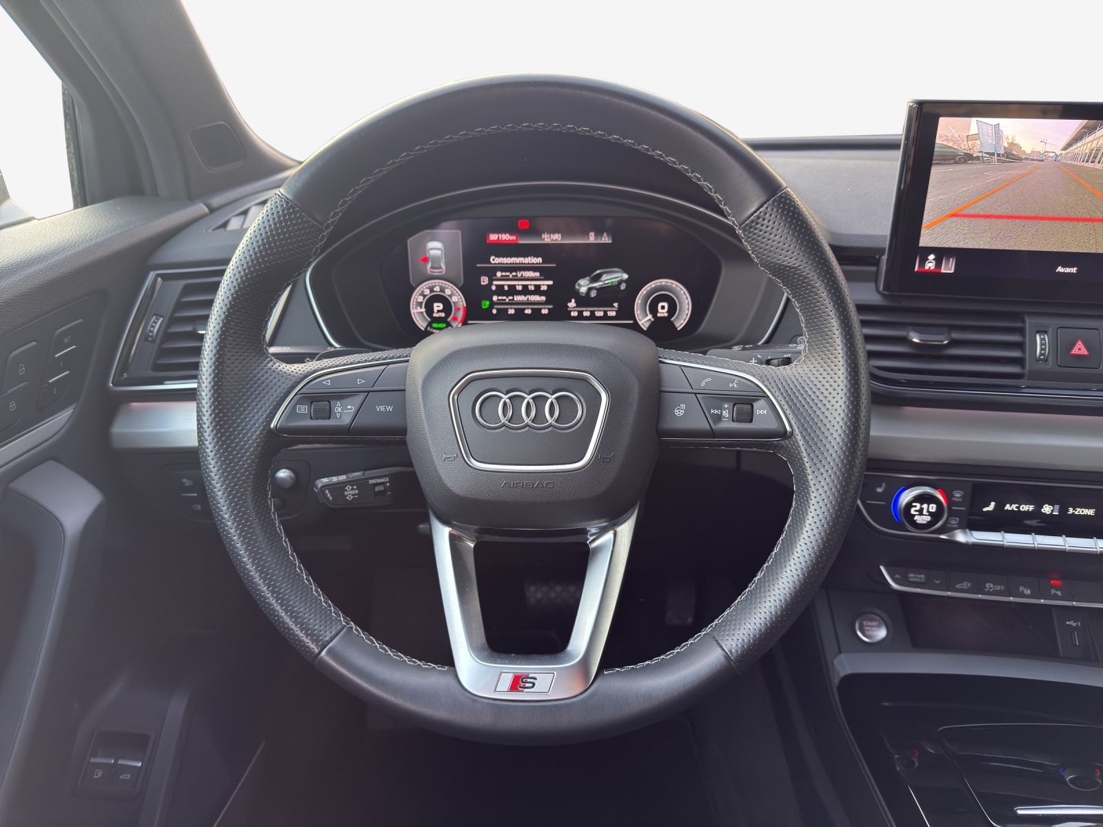 AUDI Q5 Sportback 50 TFSI e PHEV S line quattro S-tronic-image-10