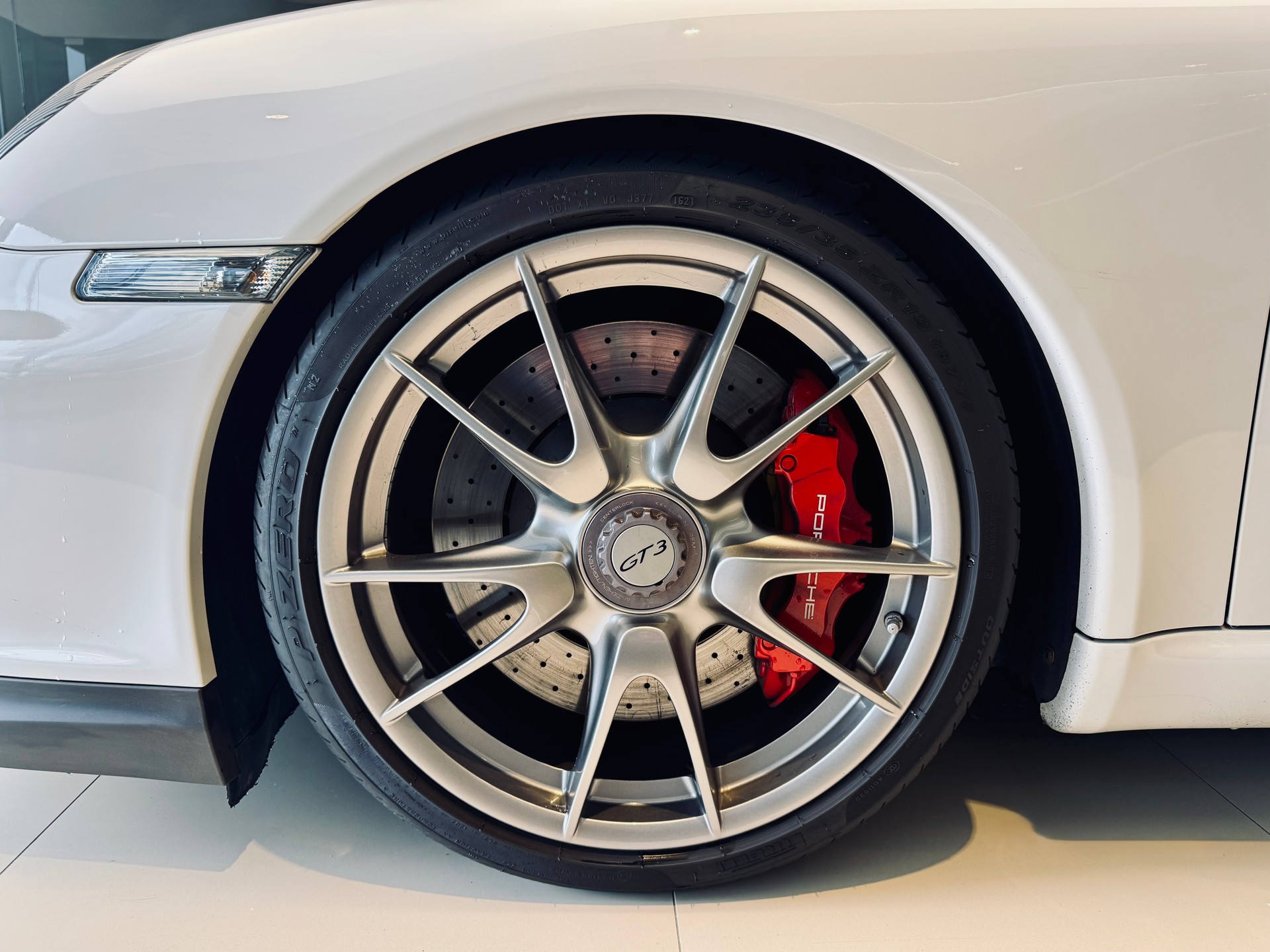 PORSCHE 911 GT3-image-7