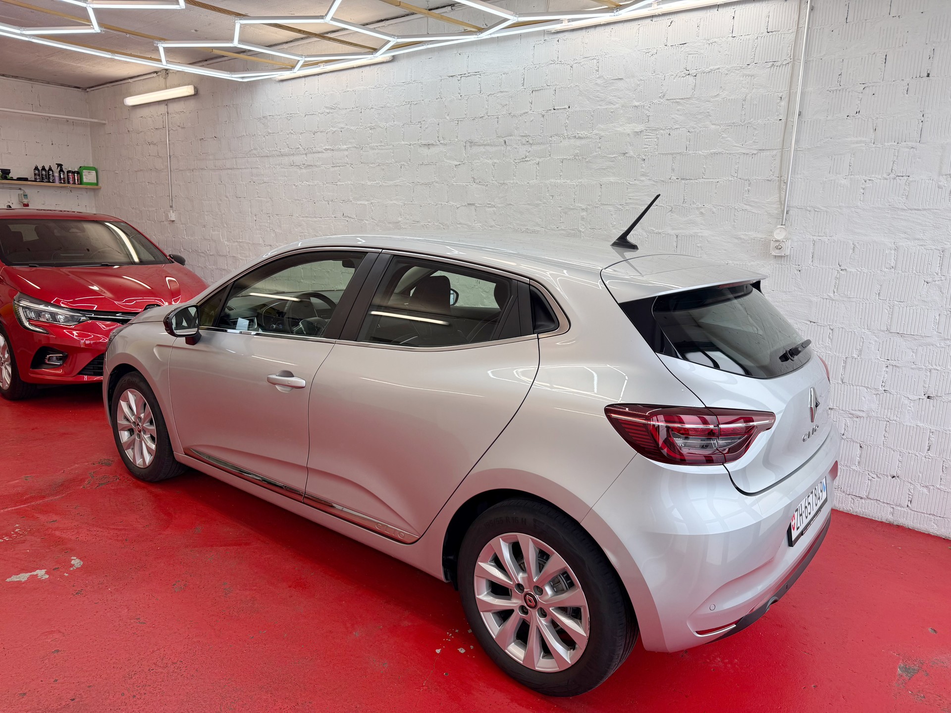 RENAULT Clio 1.3 Intens EDC-image-2