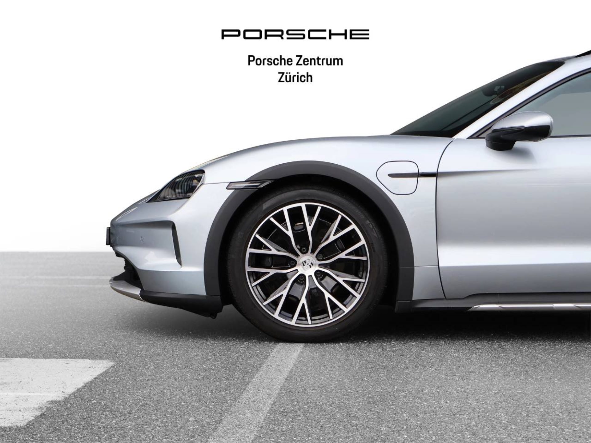PORSCHE Taycan 4 Cross Turismo-image-7