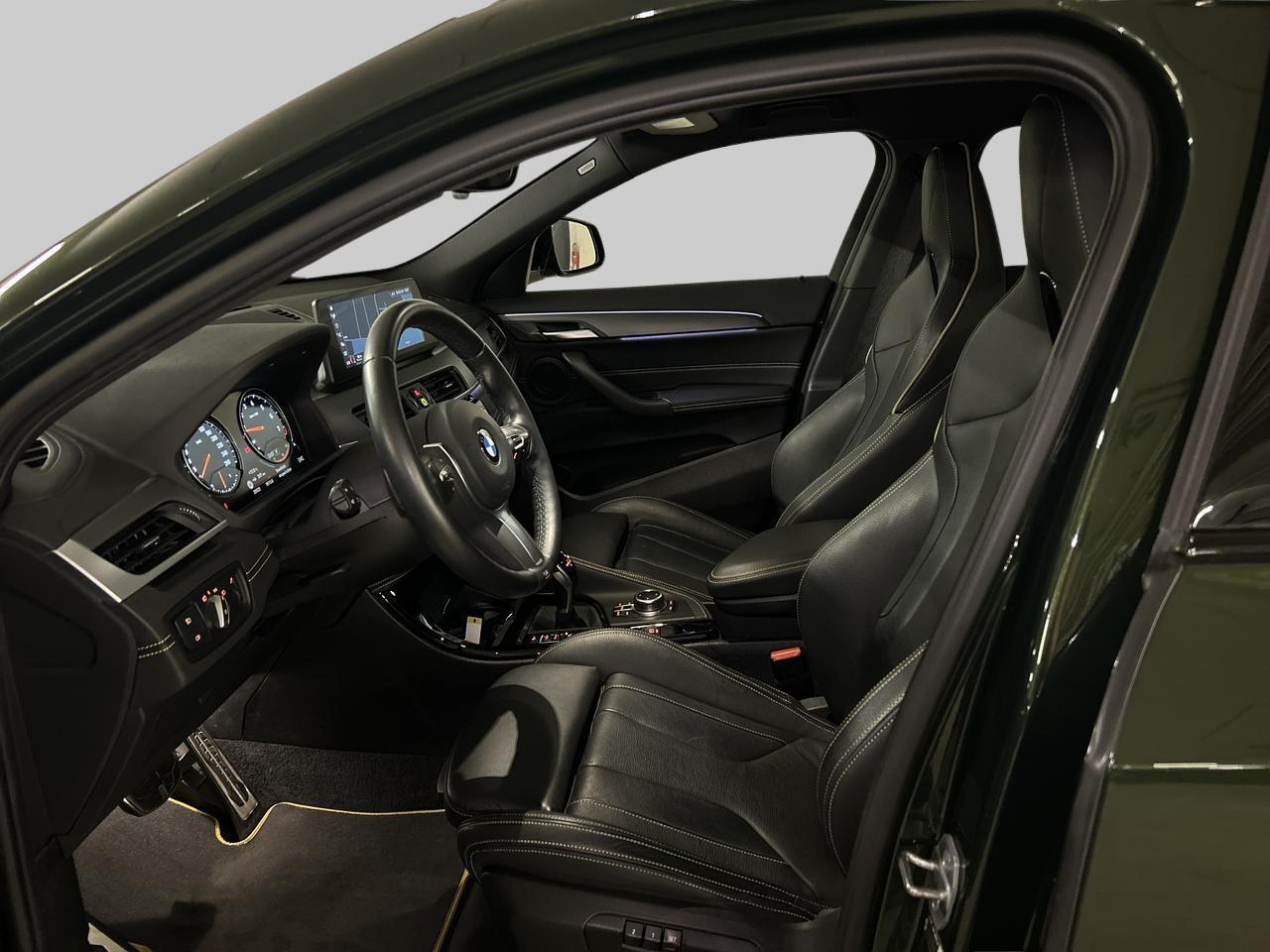 BMW X2 20i xDrive EDITION GOLDPLAY-image-13