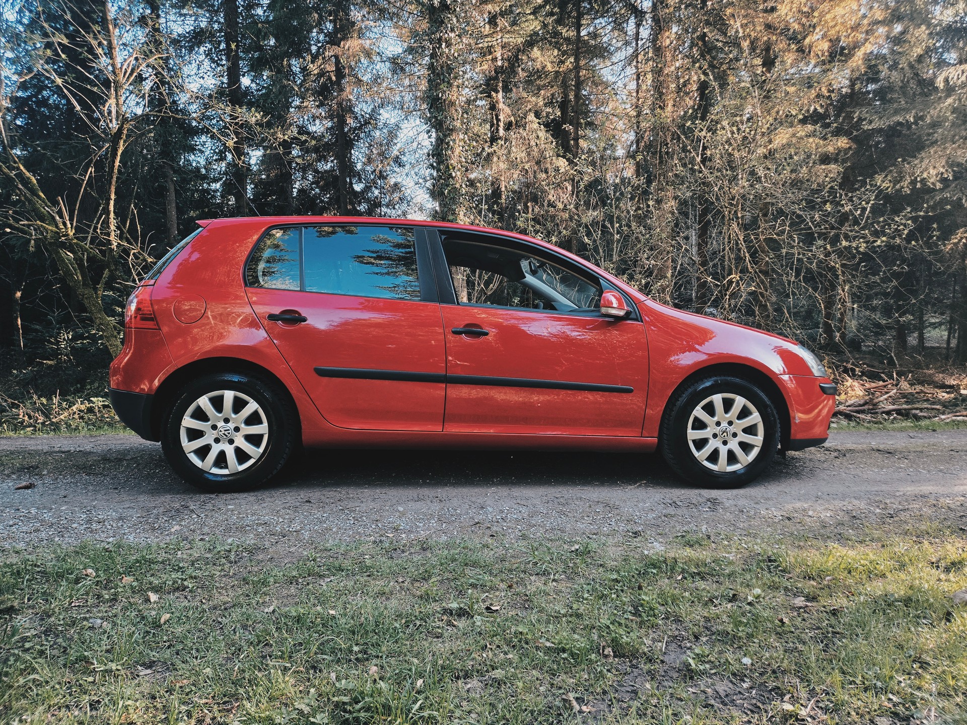 VW Golf 2.0 FSI Comfortline 4Motion-image-1