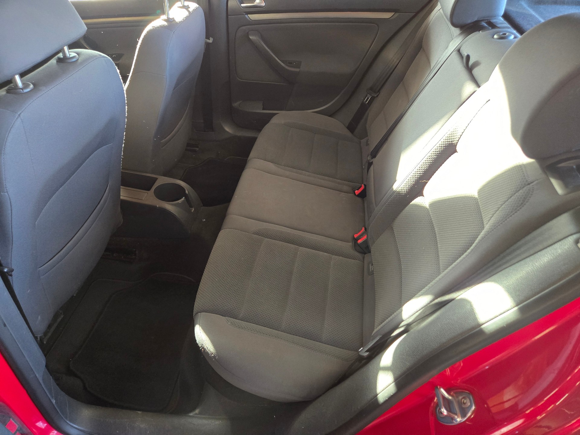 VW Golf 2.0 FSI Comfortline 4Motion-image-13