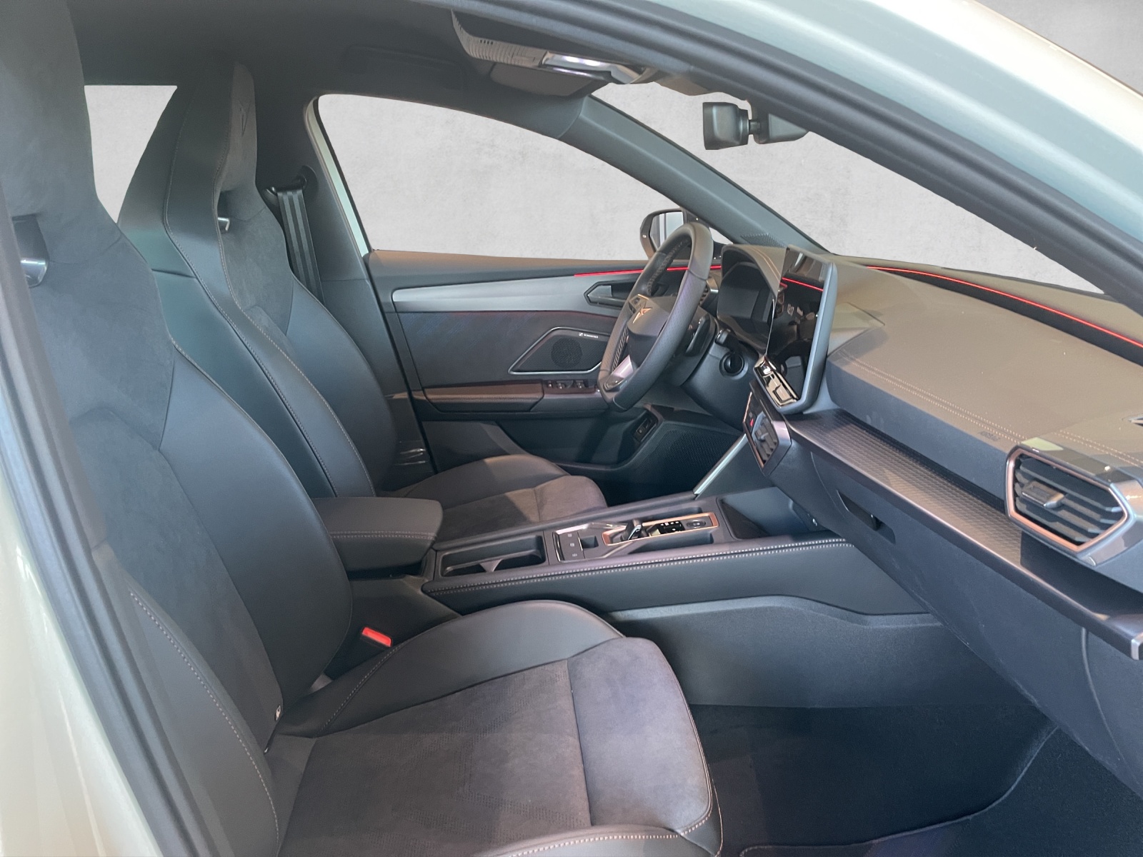 CUPRA LEON ST 2.0 TSI Prime Edition VZ DSG 4Drive-image-12