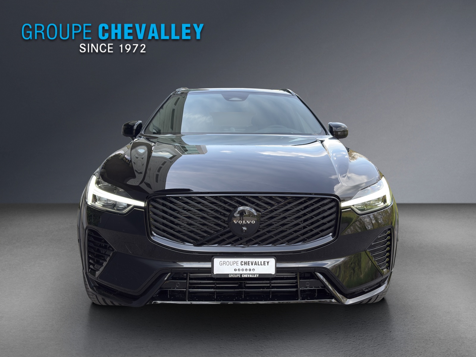 VOLVO XC60 T6 eAWD PluginHybrid Black Edition Geartronic-image-1
