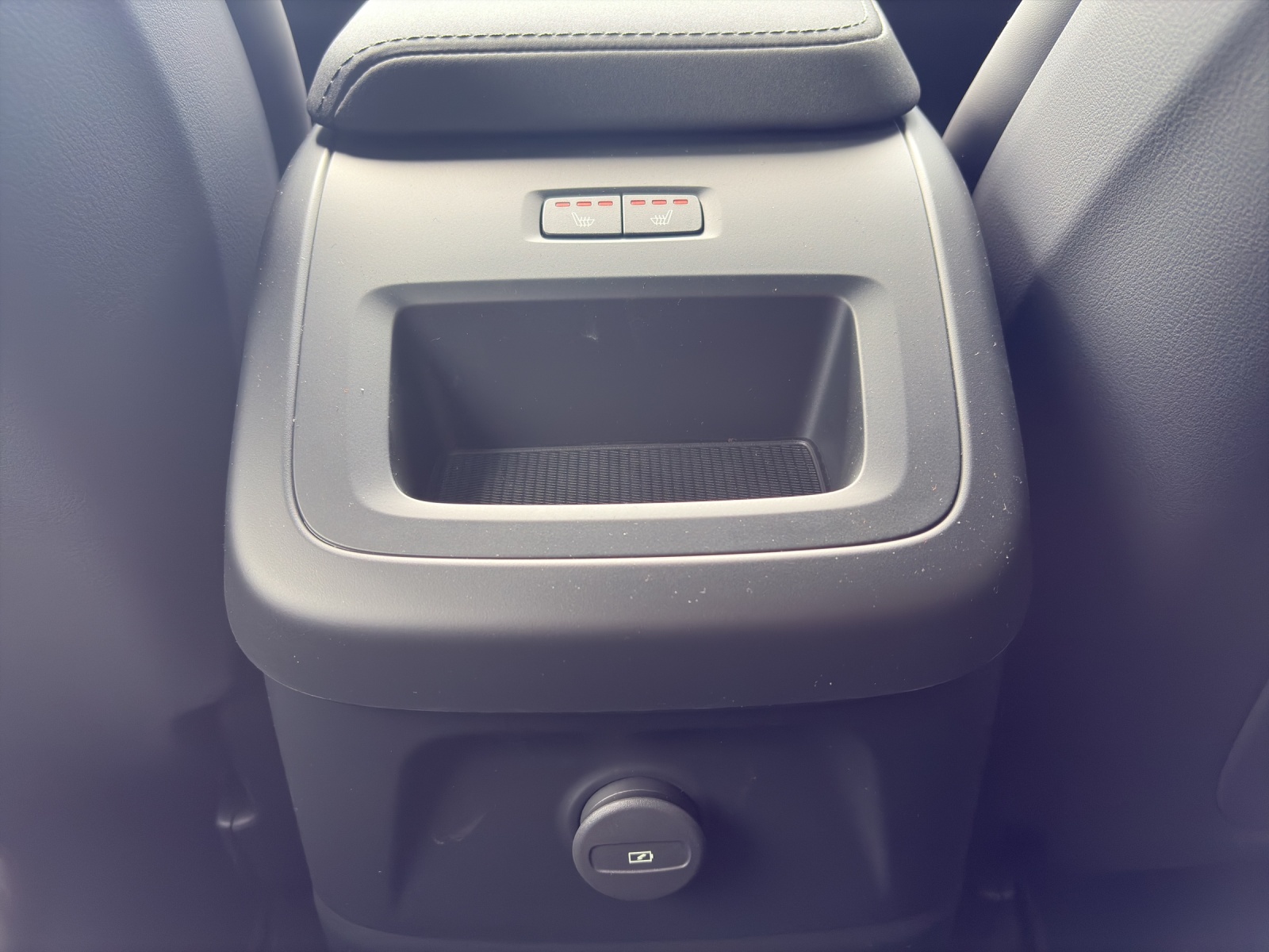VOLVO XC60 T6 eAWD PluginHybrid Black Edition Geartronic-image-14