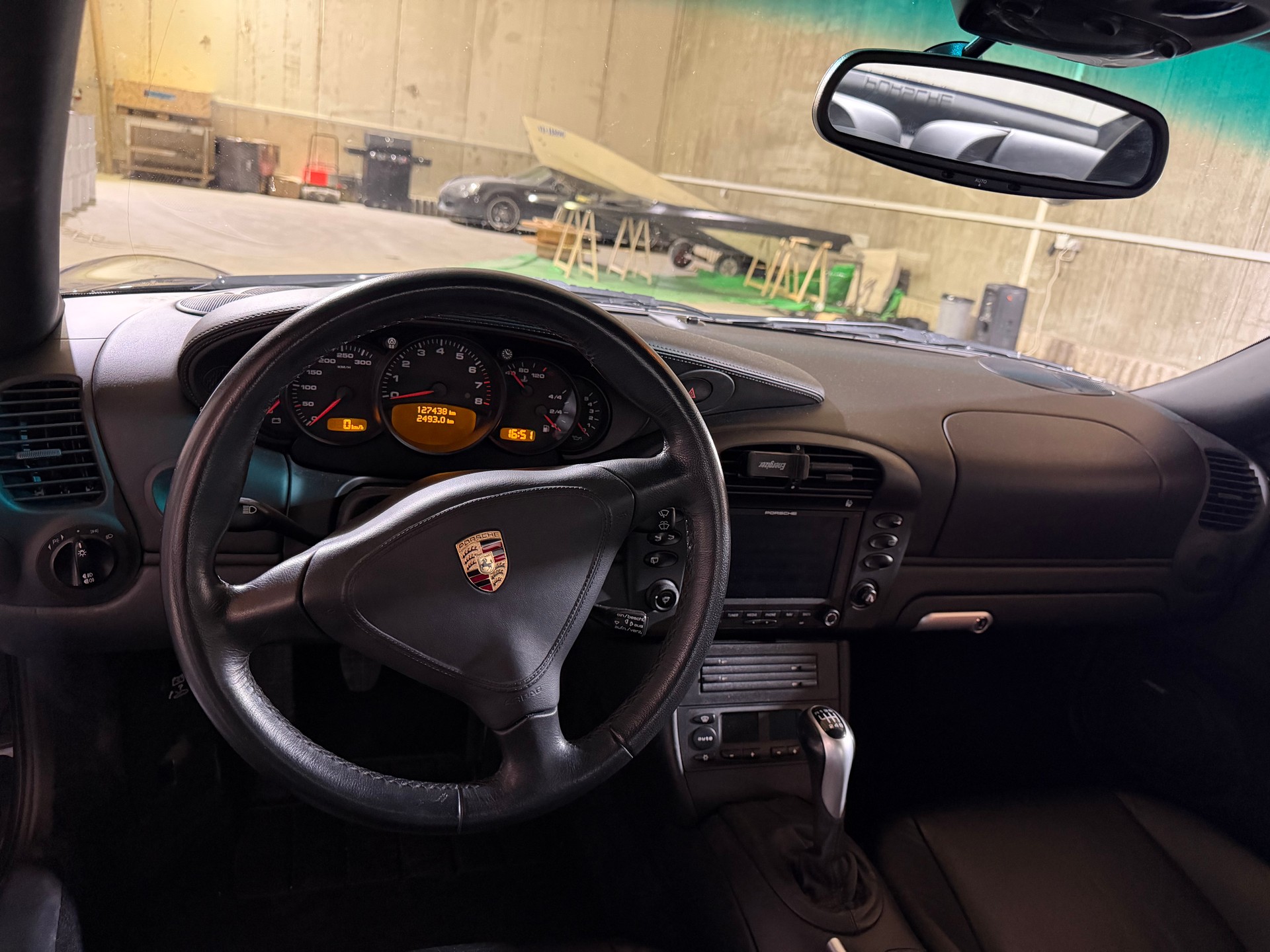 PORSCHE 911 Turbo-image-4