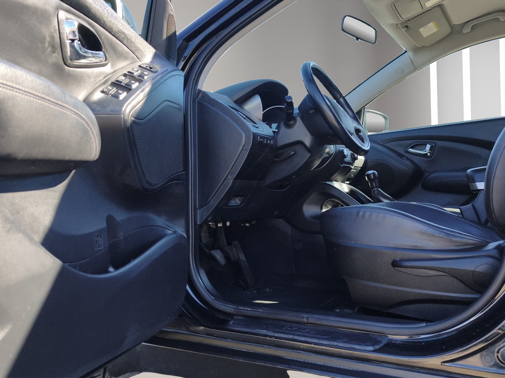 HYUNDAI ix35 2.0 Comfort 4WD-image-13