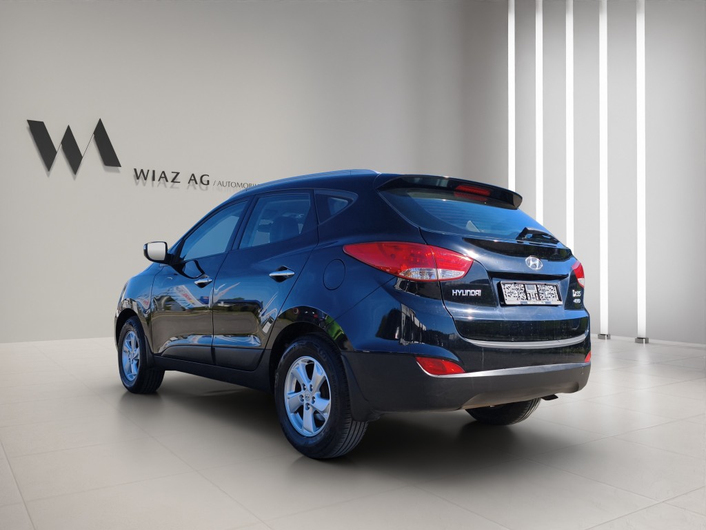 HYUNDAI ix35 2.0 Comfort 4WD-image-9