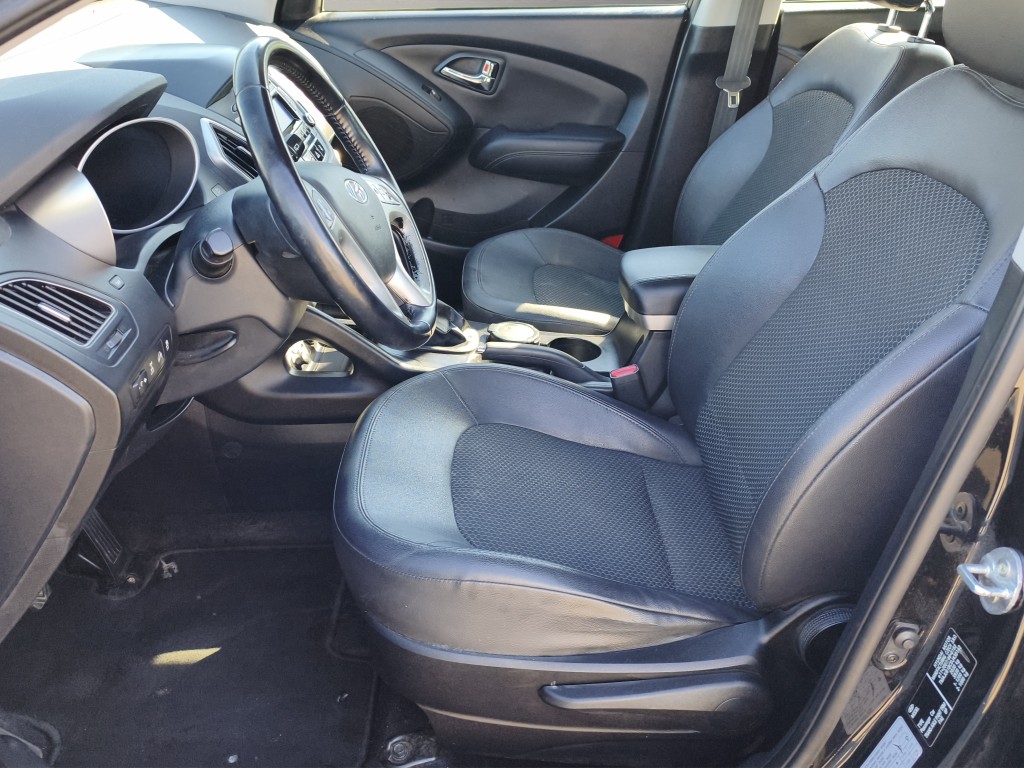 HYUNDAI ix35 2.0 Comfort 4WD-image-2