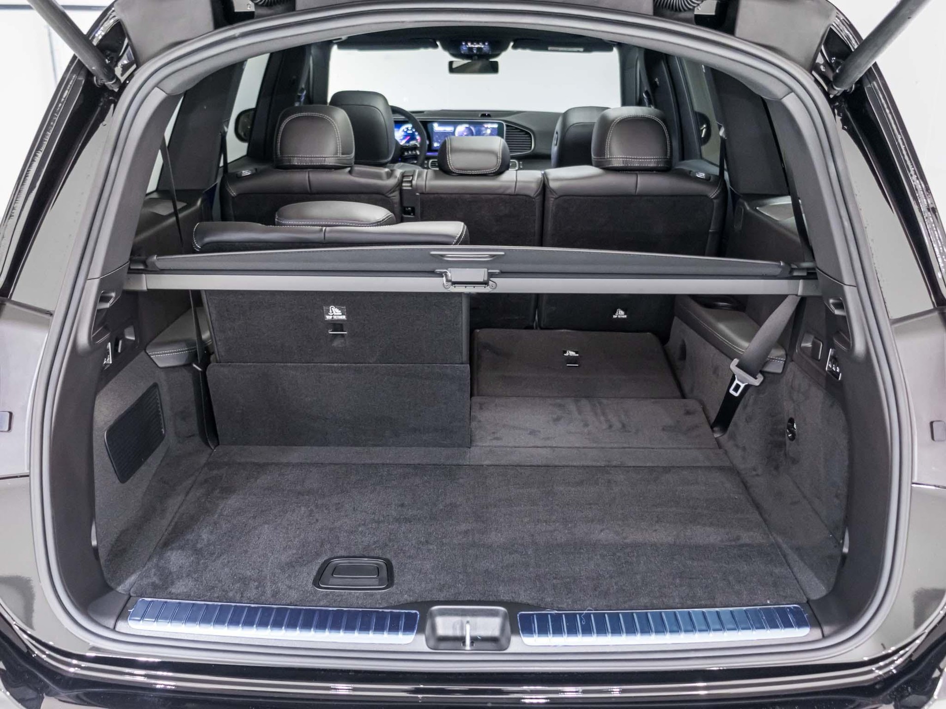 MERCEDES-BENZ GLS AMG 63 4MATIC+-image-13