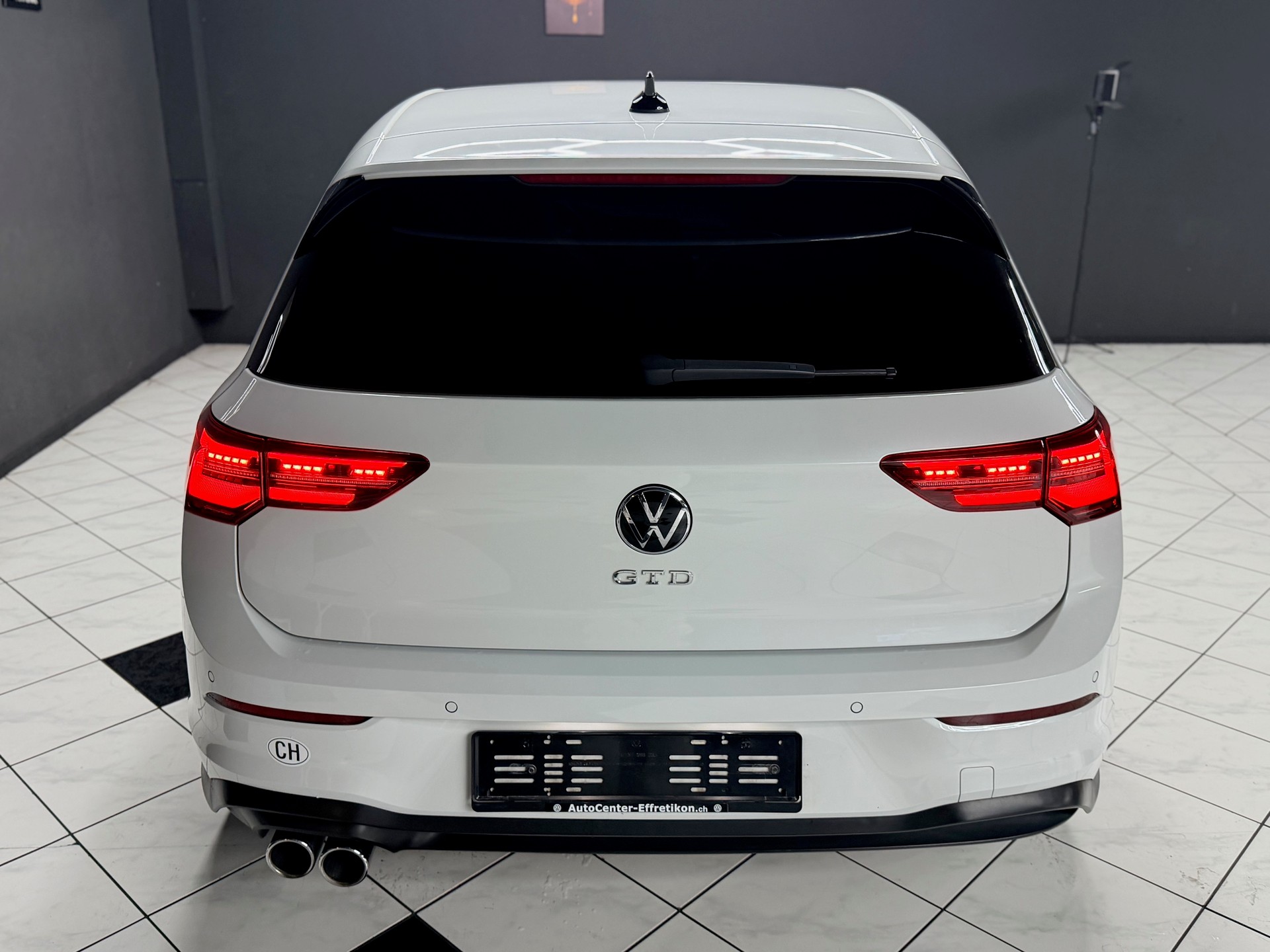 VW Golf 2.0 TDI GTD DSG-image-4