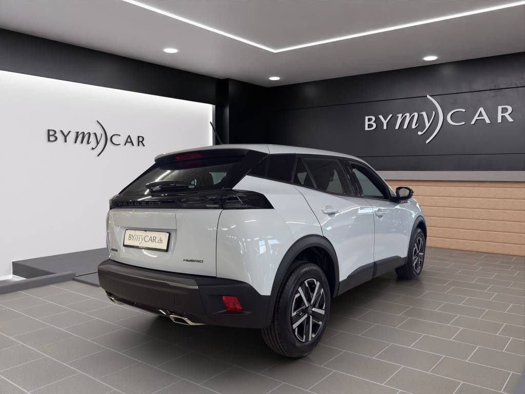 PEUGEOT 2008 1.2 145 MHEV Style-image-4