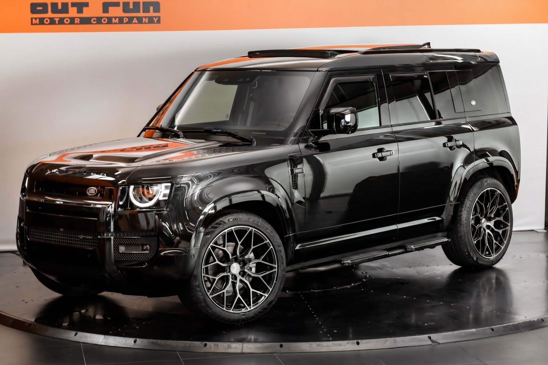 LAND ROVER Defender 110 3.0 D I6 250 X-Dynamic SE AWD AT8-image-5