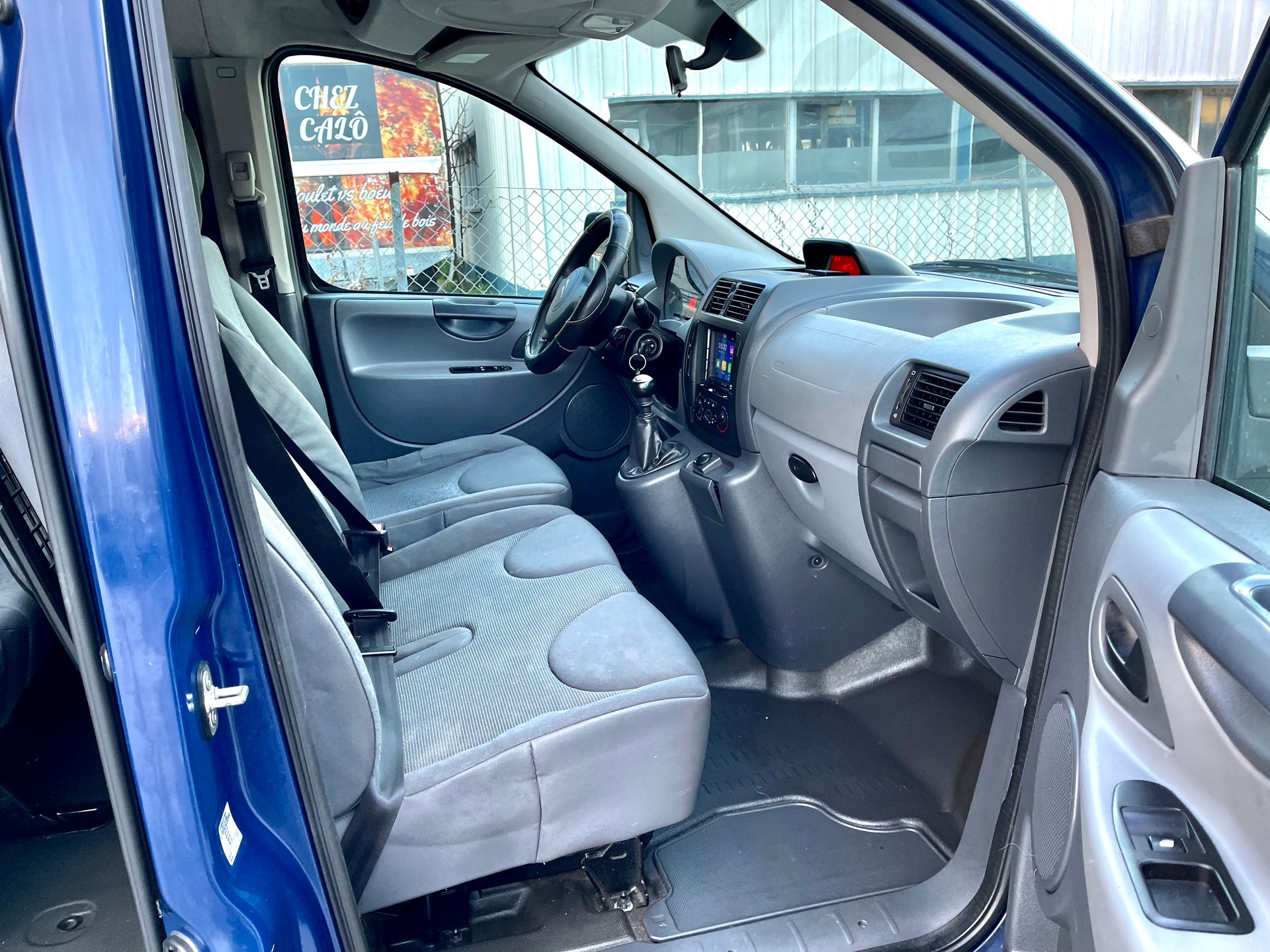 CITROEN Jumpy 2.0 HDi L2H1 Attraction-image-24