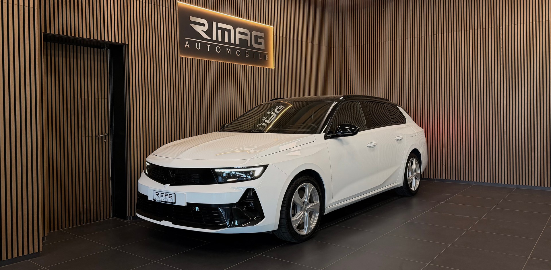 OPEL Astra Sports Tourer 1.6 PHEV Turbo GSe | CH-Fzg. | CarVertical-image-6