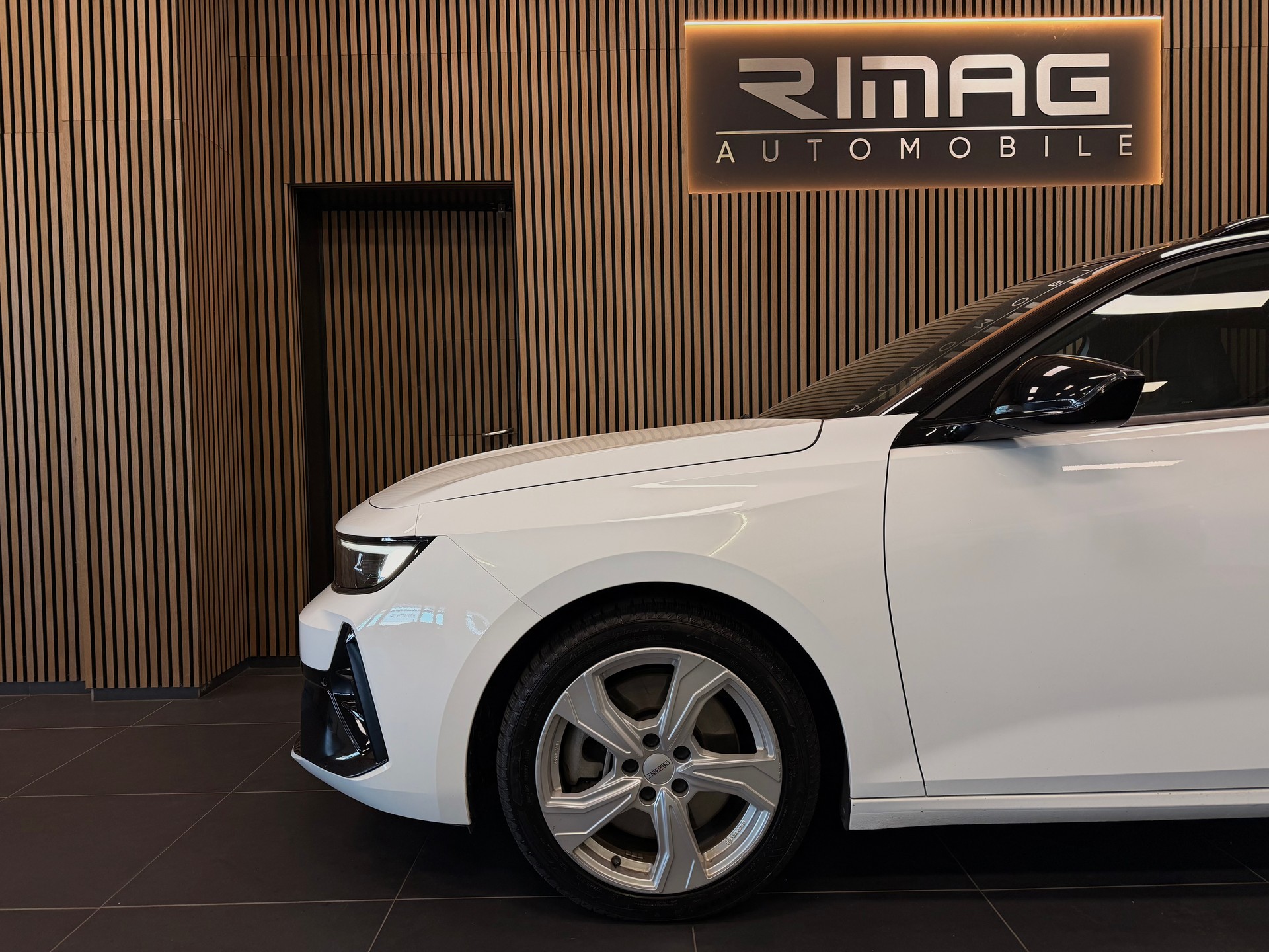 OPEL Astra Sports Tourer 1.6 PHEV Turbo GSe | CH-Fzg. | CarVertical-image-5
