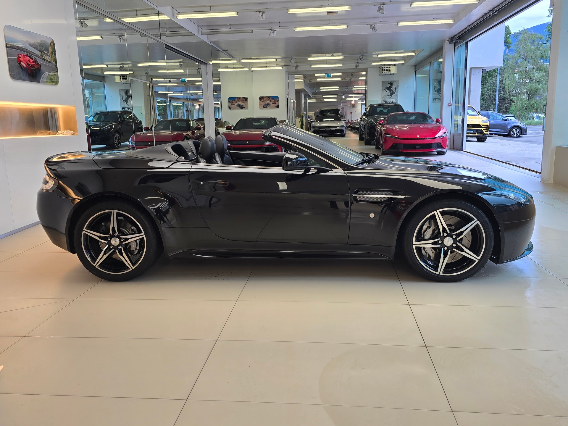 ASTON MARTIN V8 Vantage 4.7 S-image-3