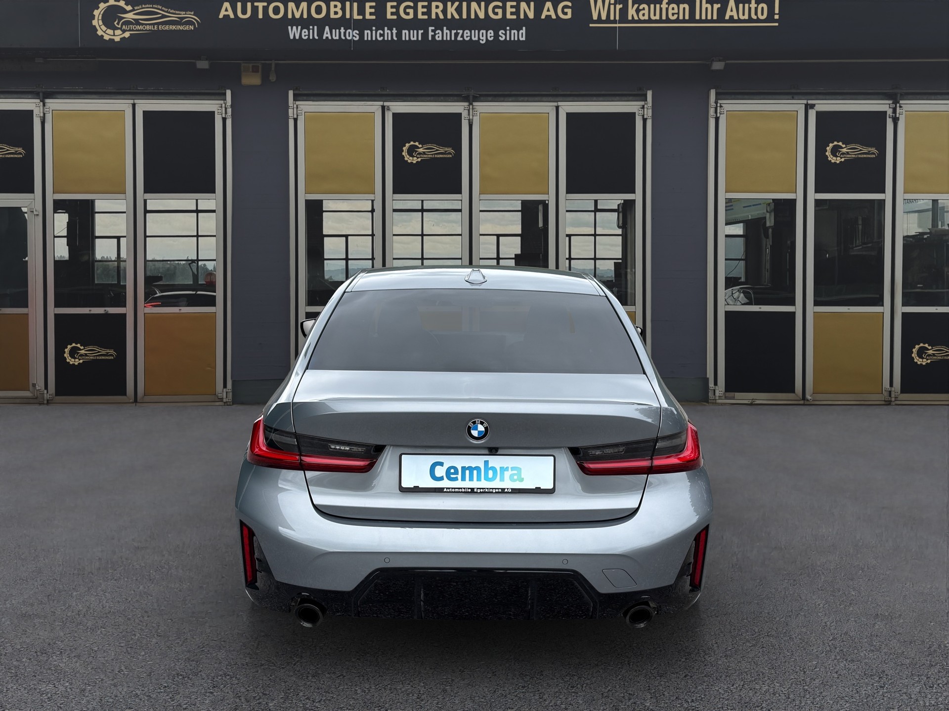 BMW 320d xDrive 48V Steptronic M Sport-image-5