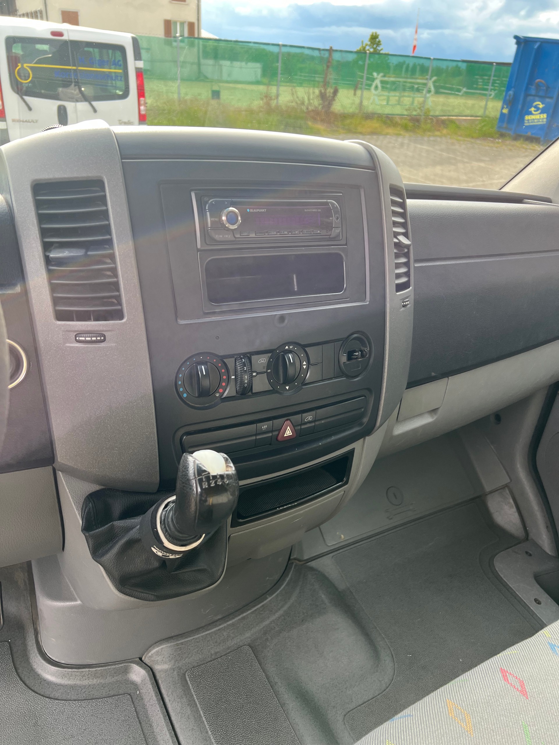 VW Crafter 35 2.5 TDI 164 PS-image-4