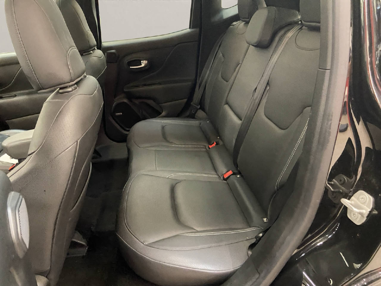 JEEP Renegade 1.3 Turbo Limited-image-9