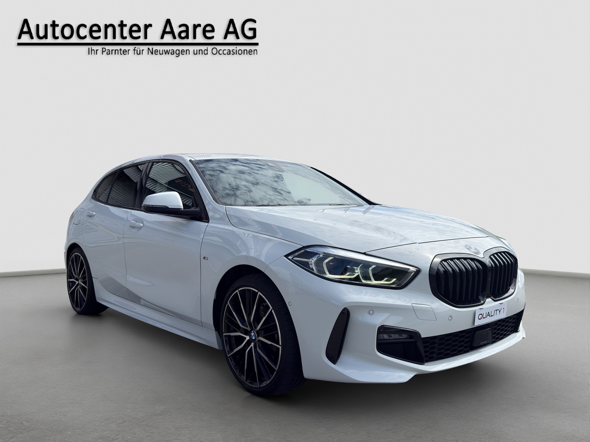 BMW 118d Steptronic M Sport-image-0