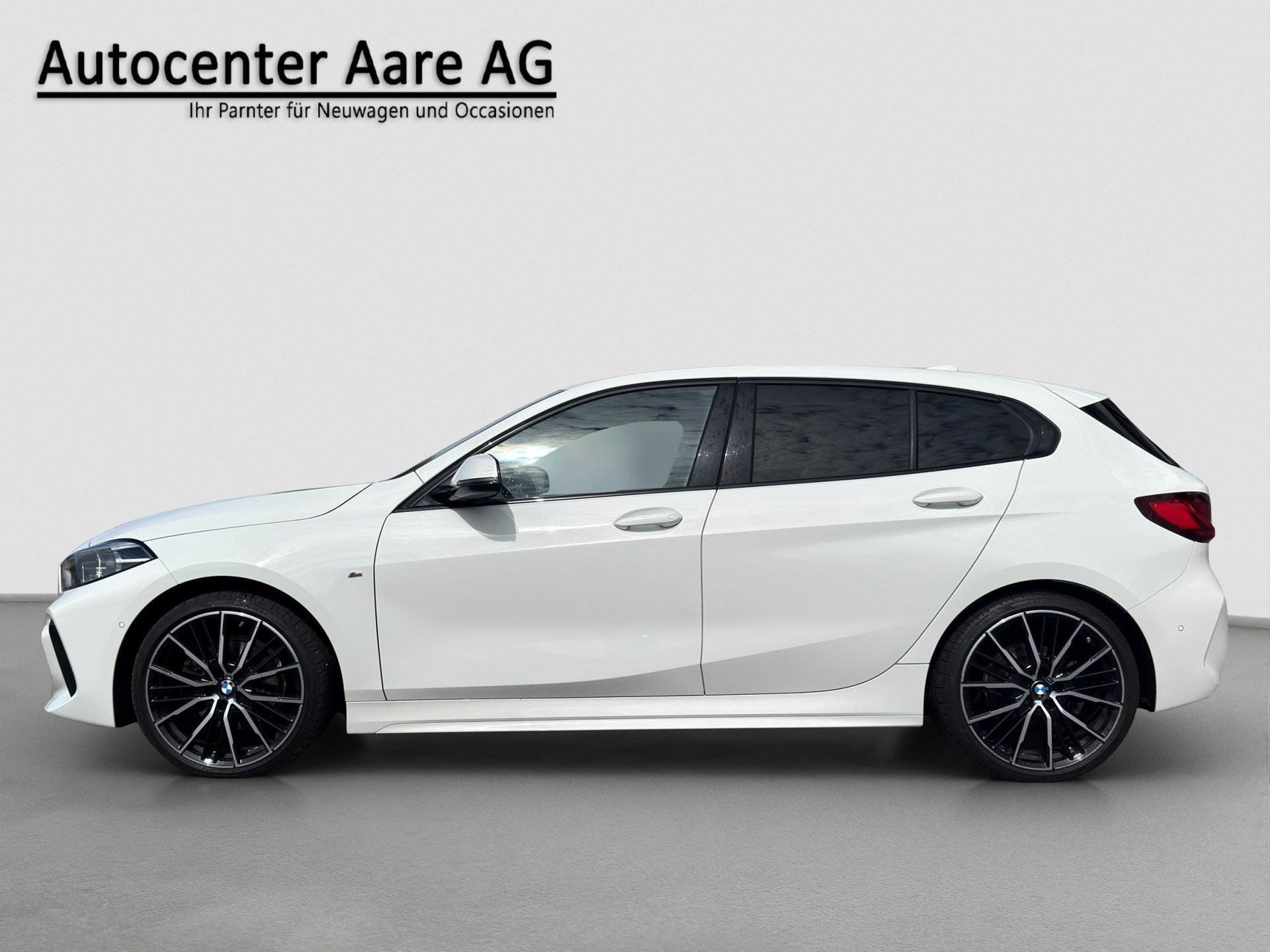 BMW 118d Steptronic M Sport-image-3