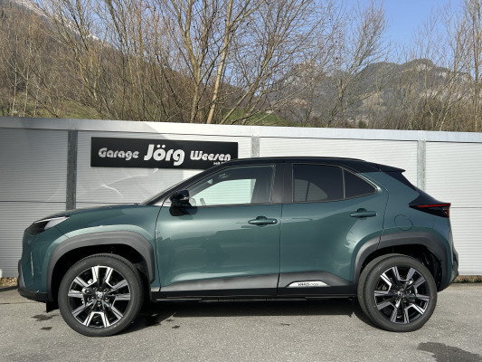 TOYOTA Yaris Cross 1.5 Prem. AWD-image-2