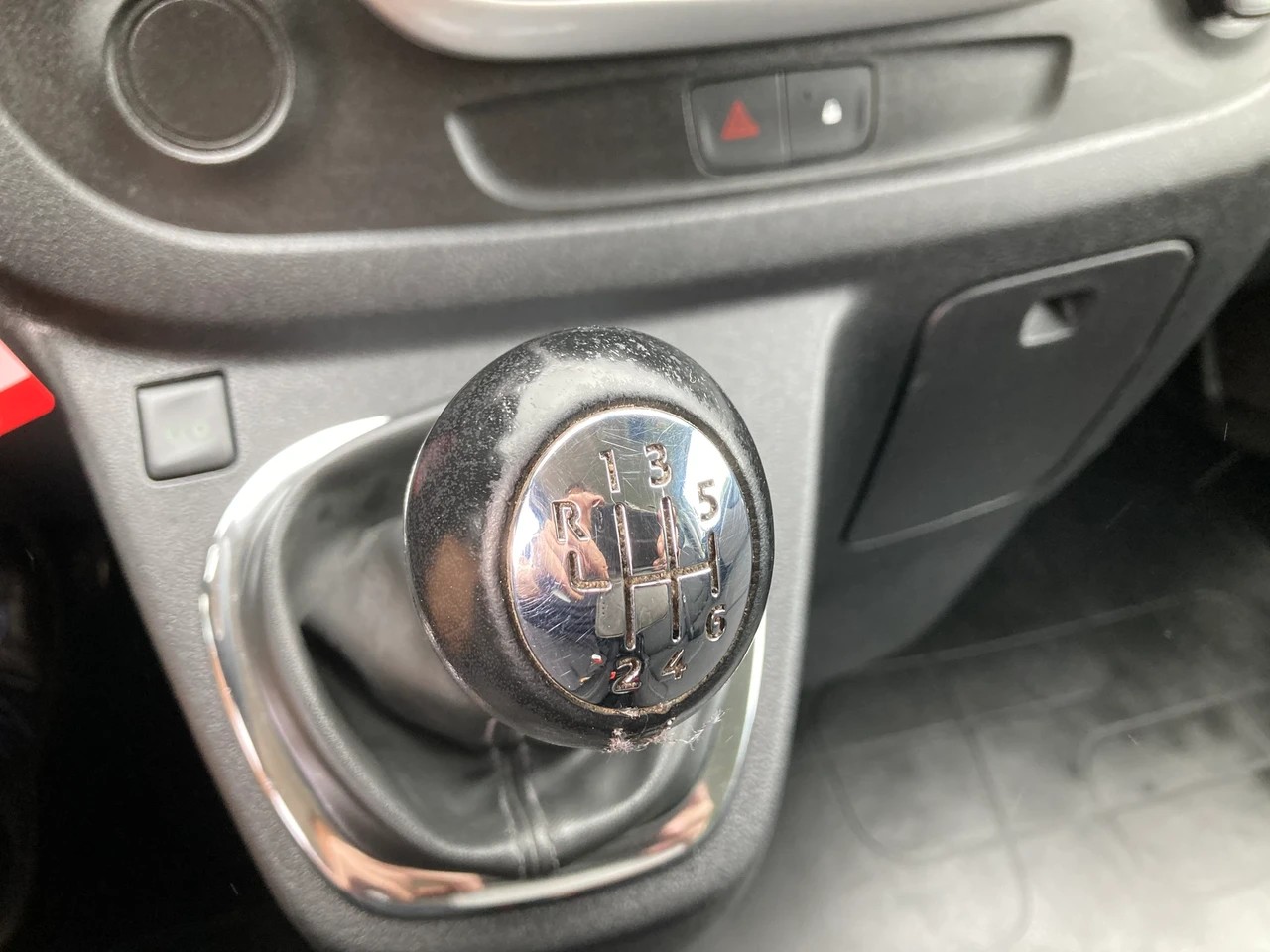 RENAULT Trafic 1.6 dCi 120 2.9t Business L1H1 Nutzlast 1`160 KG-image-10