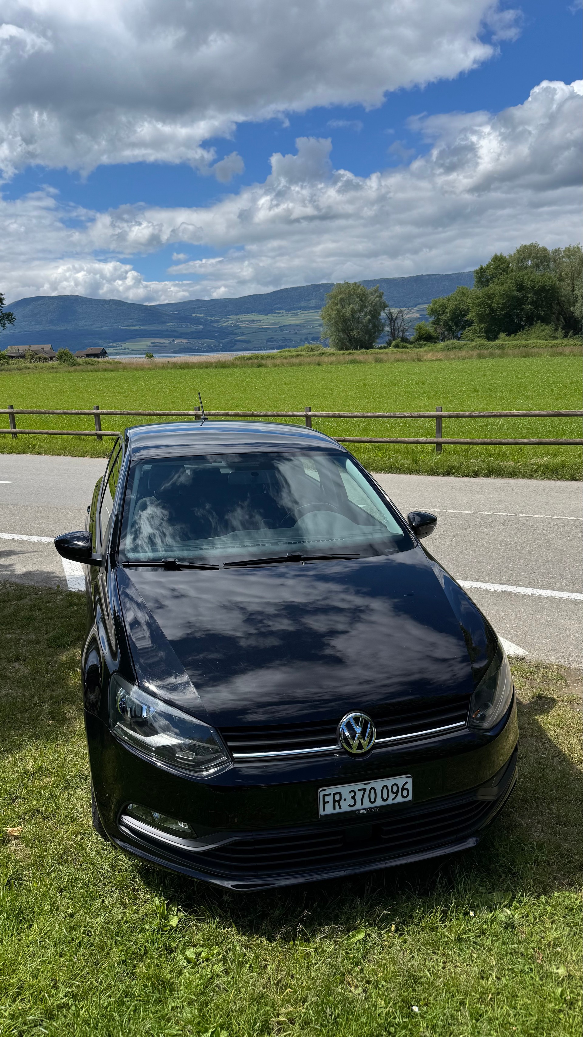 VW 1.0 MPI 75 BlueMT Comfortline-image-0