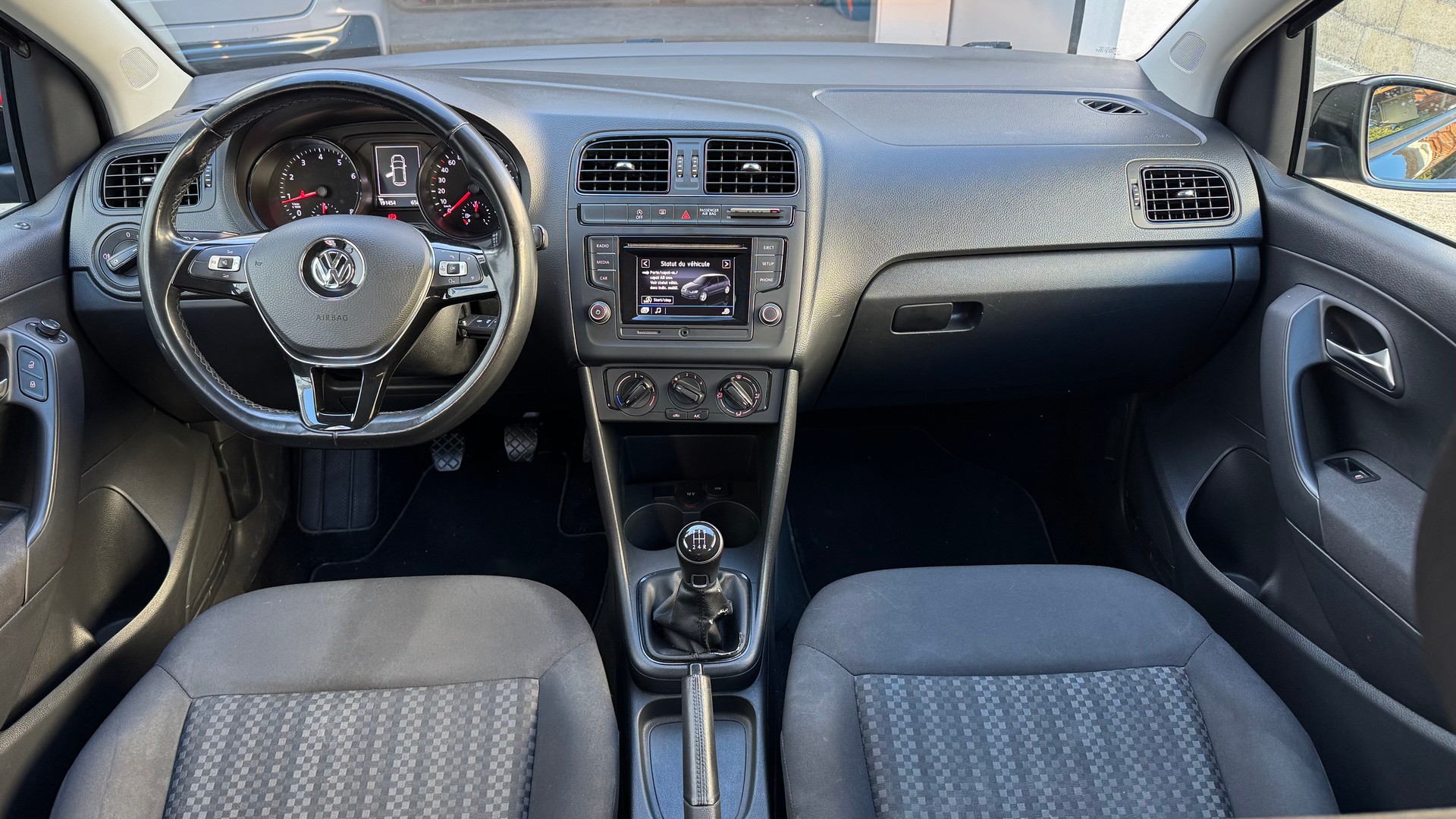VW 1.0 MPI 75 BlueMT Comfortline-image-5