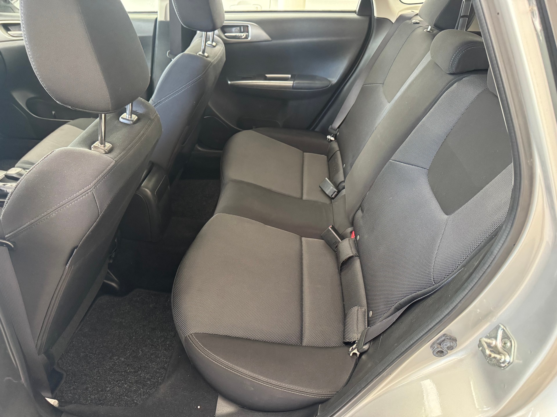 SUBARU Impreza 2.0R Swiss Special-image-12