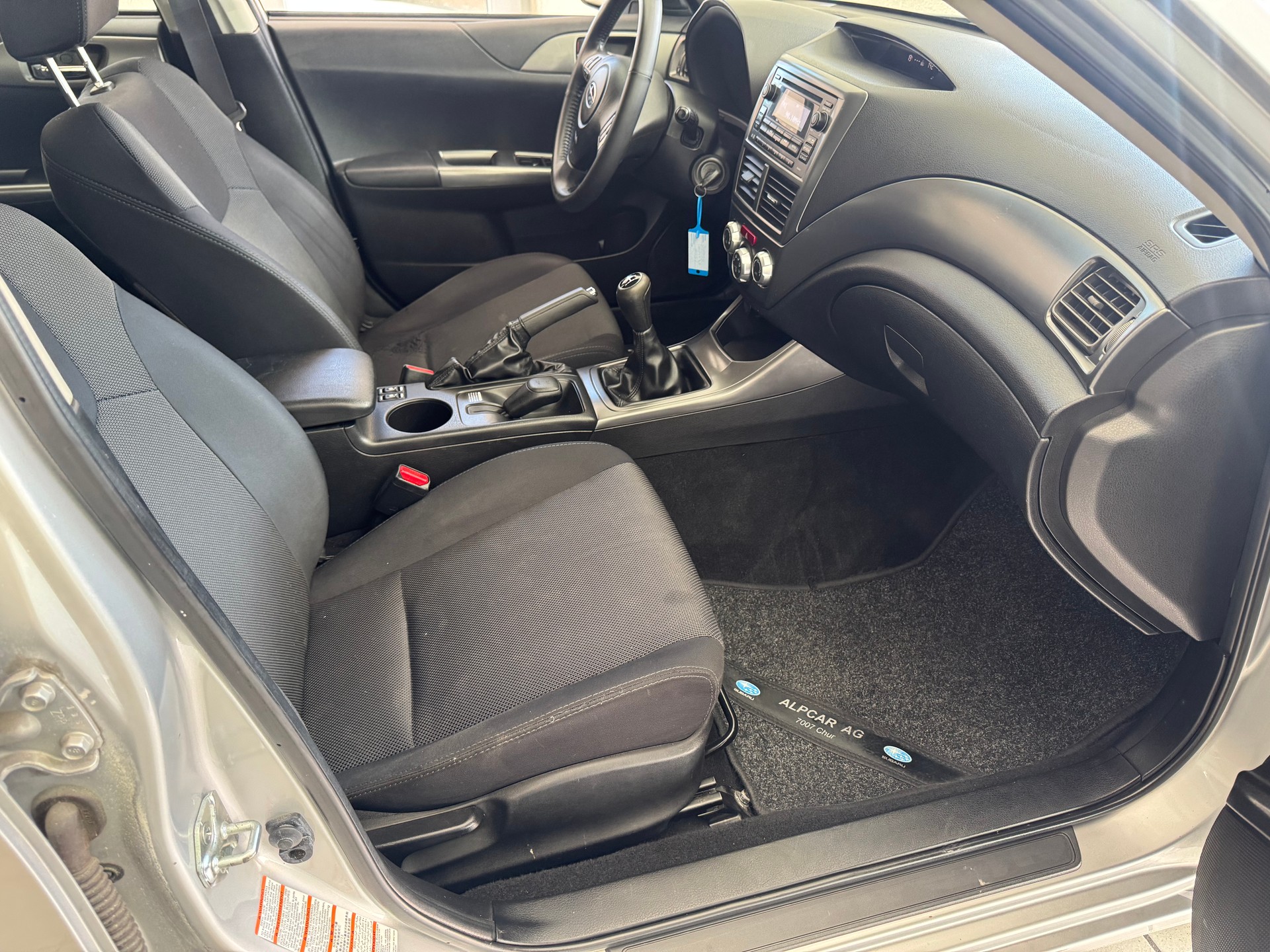 SUBARU Impreza 2.0R Swiss Special-image-11