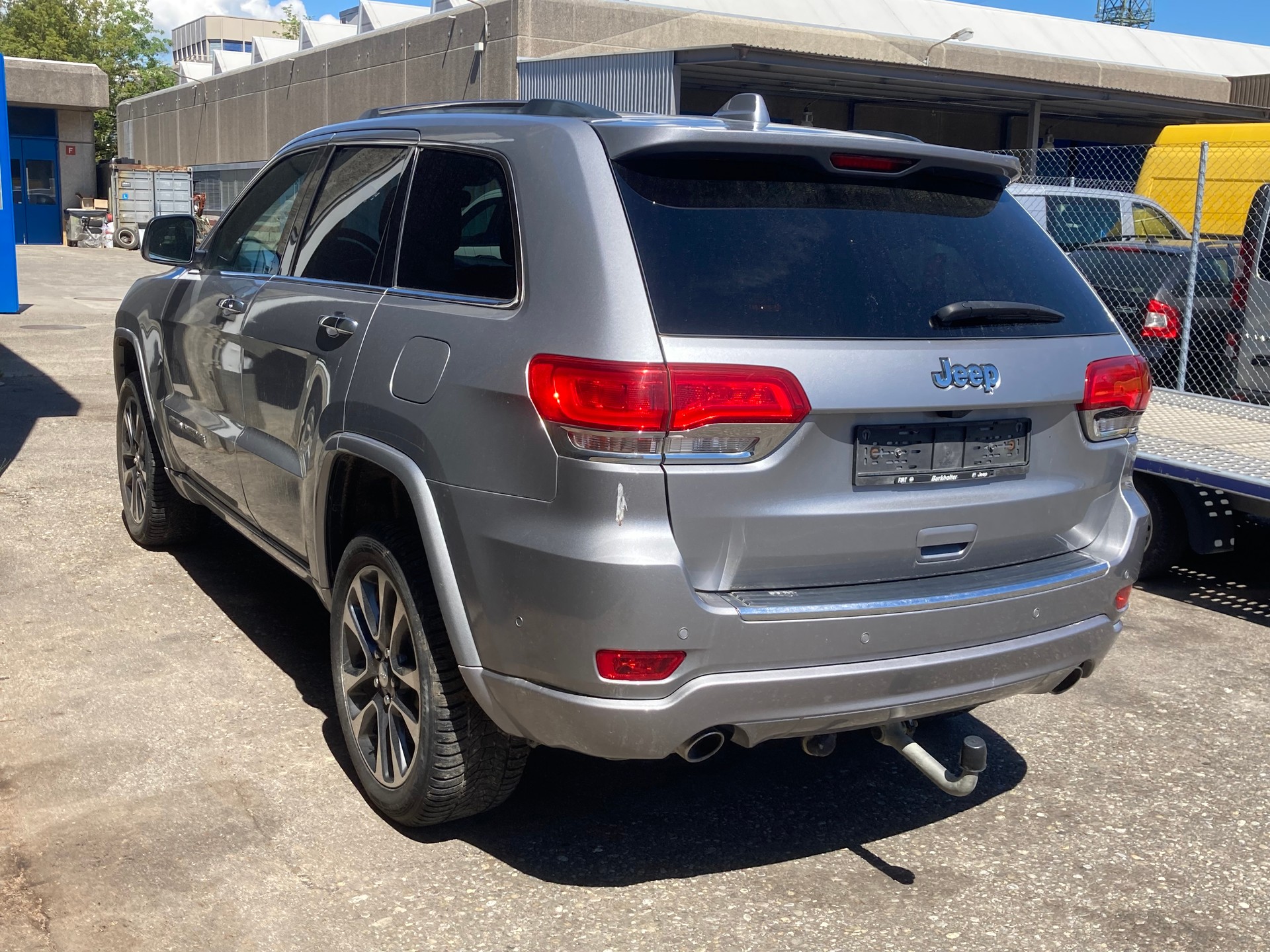 JEEP Grand Cherokee 3.0 CRD Overland Automatic-image-2