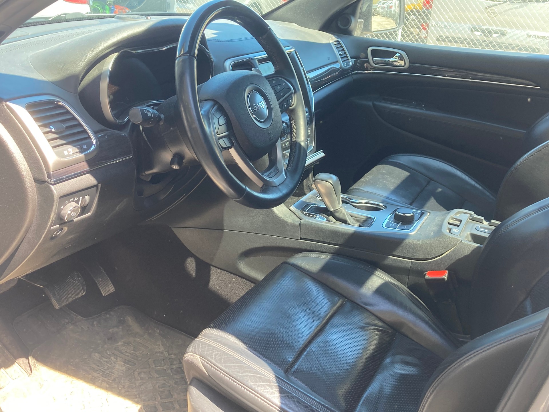 JEEP Grand Cherokee 3.0 CRD Overland Automatic-image-4