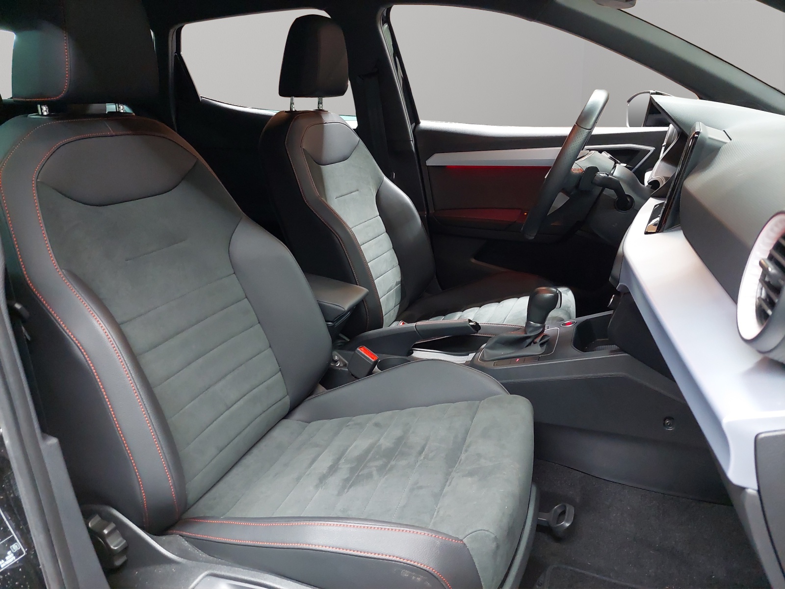 SEAT Ibiza 1.0 EcoTSI FR DSG-image-8