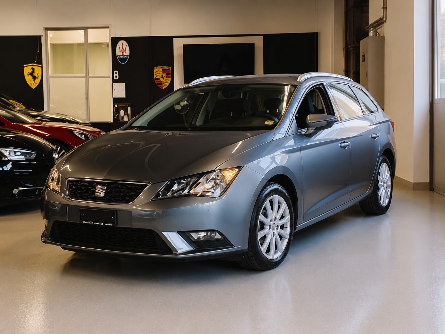 SEAT Leon ST 1.4 TSI FR Viva DSG-image-1