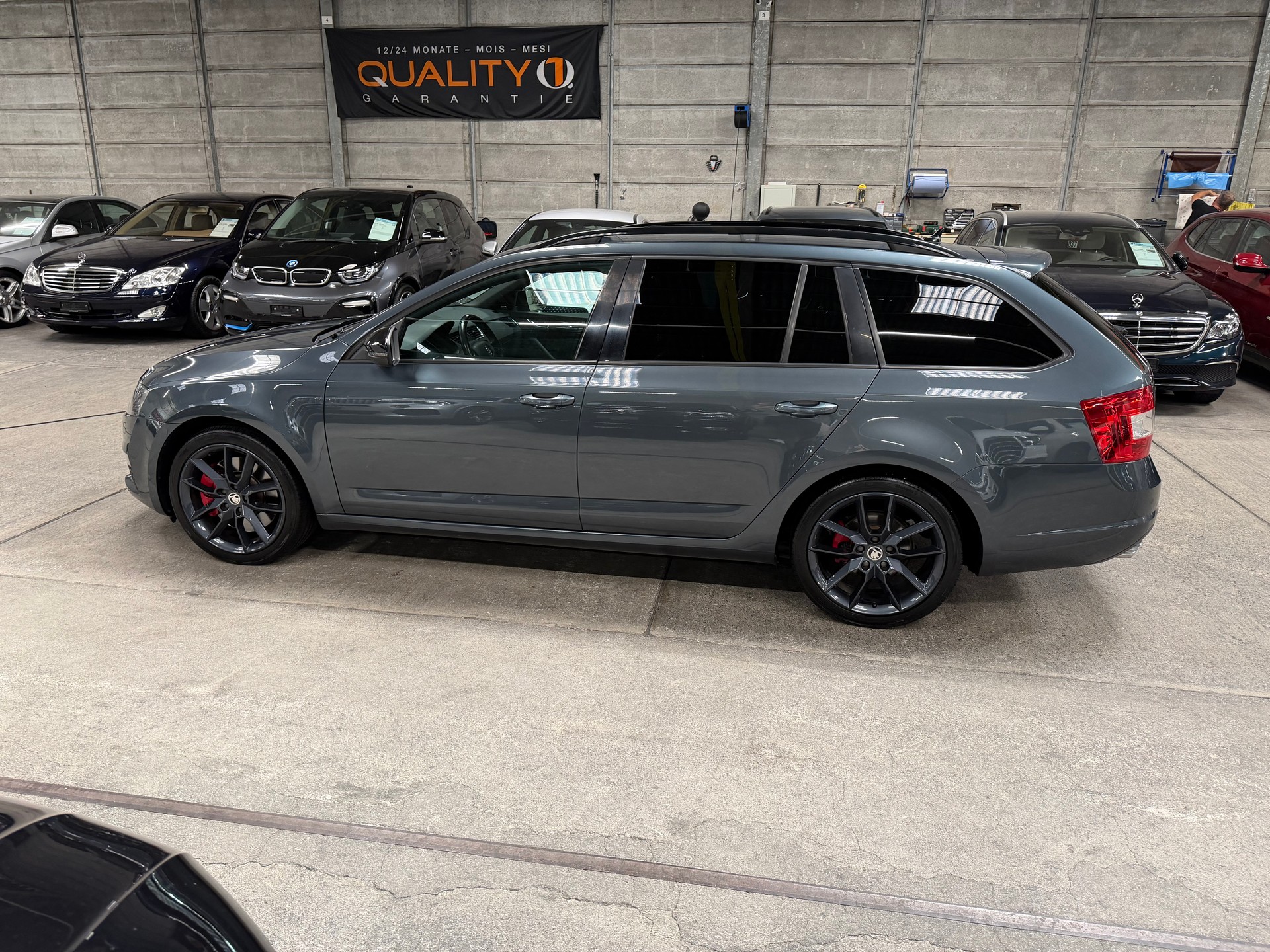 SKODA Octavia Combi 2.0 TSI RS DSG-image-6