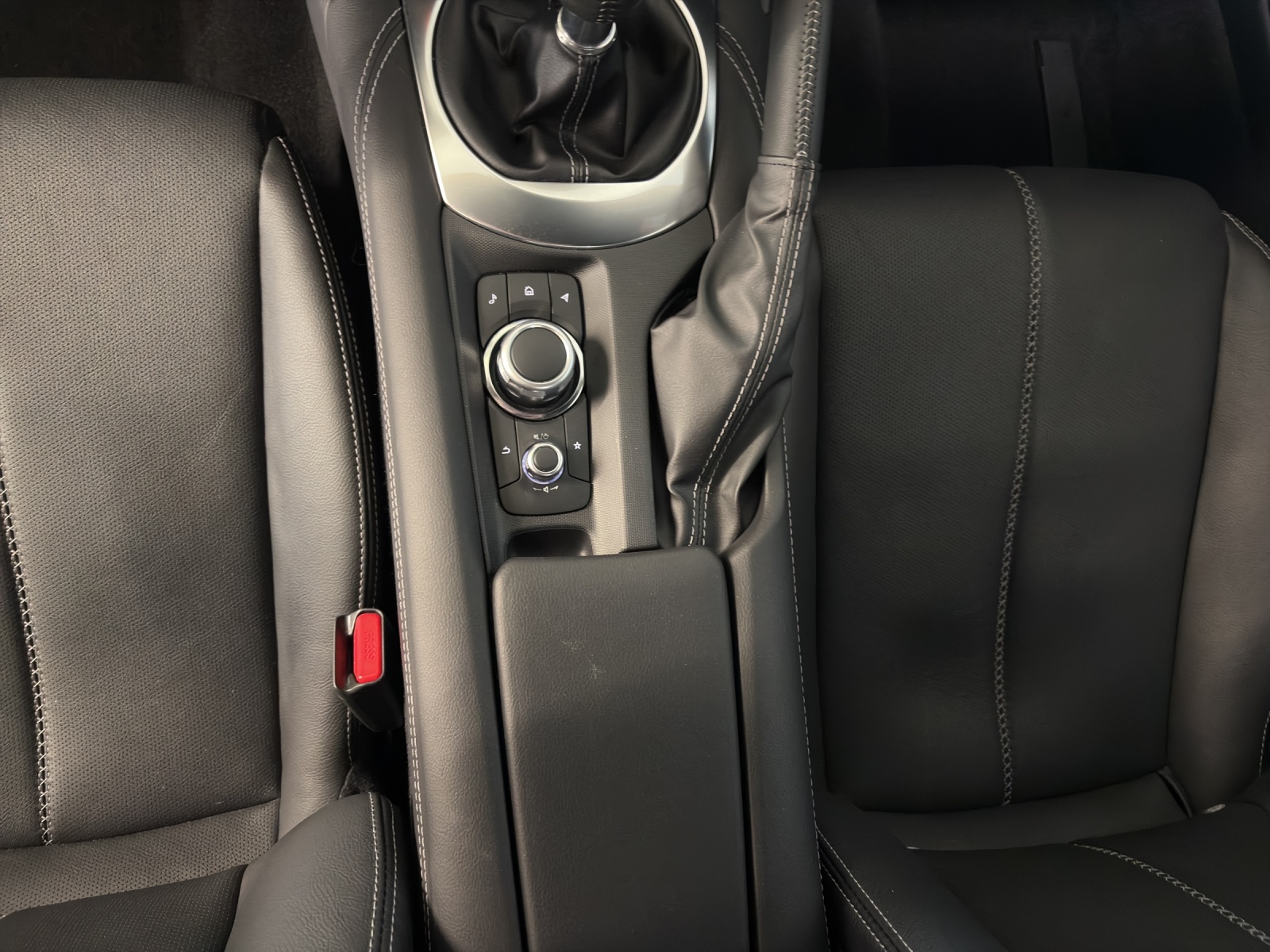 Image MAZDA MazdaMX-5 MX-5 S-G 184 Exclus-line
