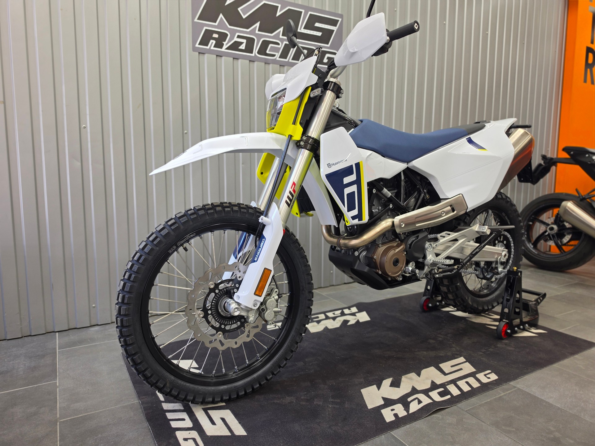 HUSQVARNA 701 Enduro (35kW)-image-6
