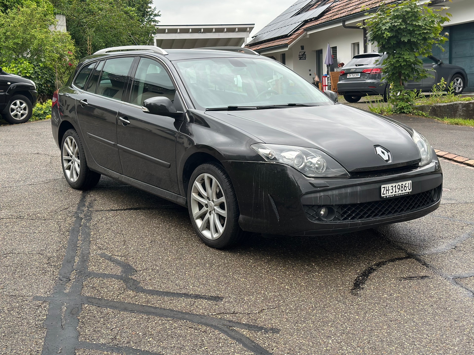 RENAULT Laguna Grandtour 2.0 16V T Initiale Automatic-image-3